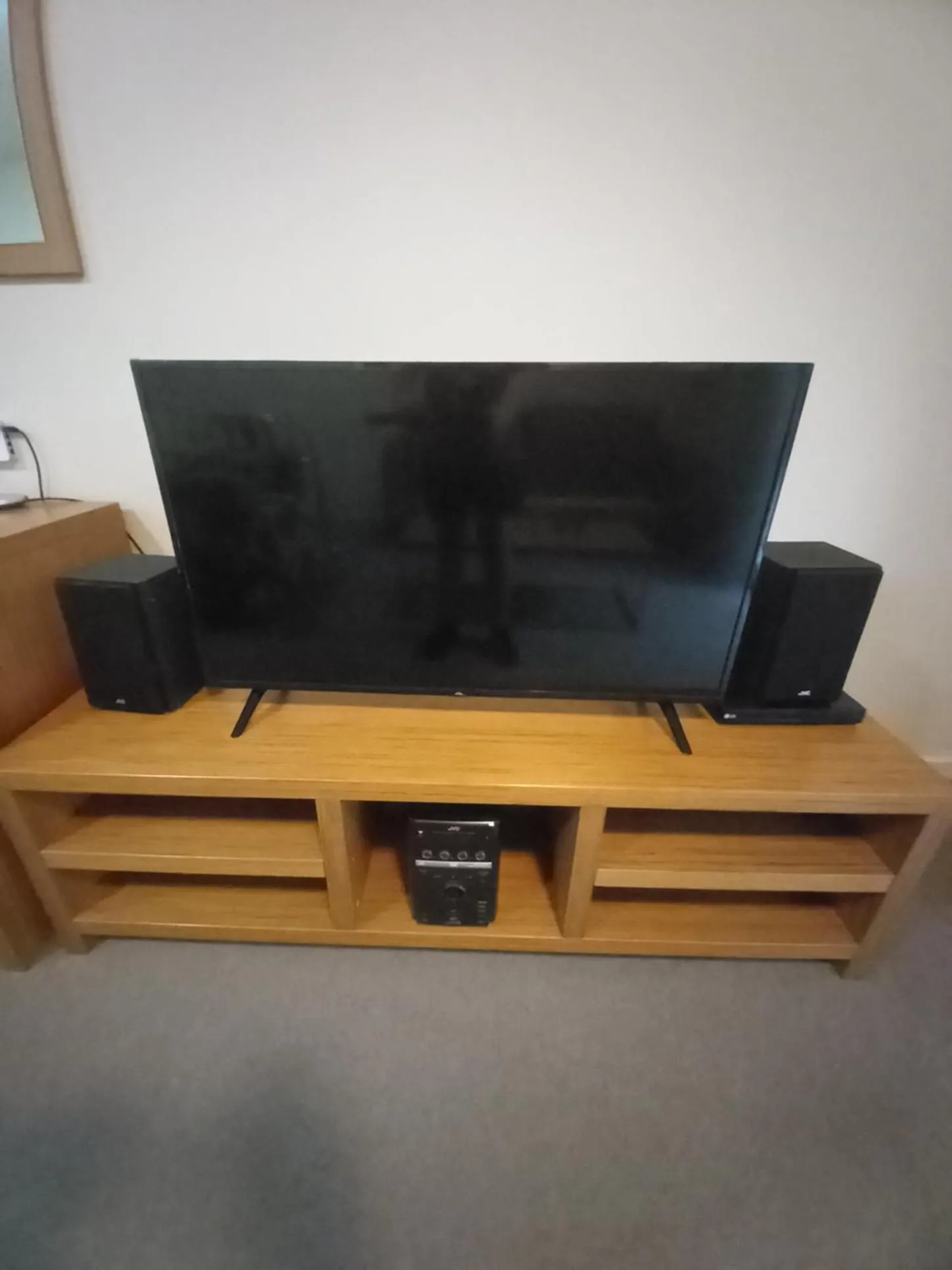 TV and multimedia in Gladstone Downtown Central Apartment Hotel Official