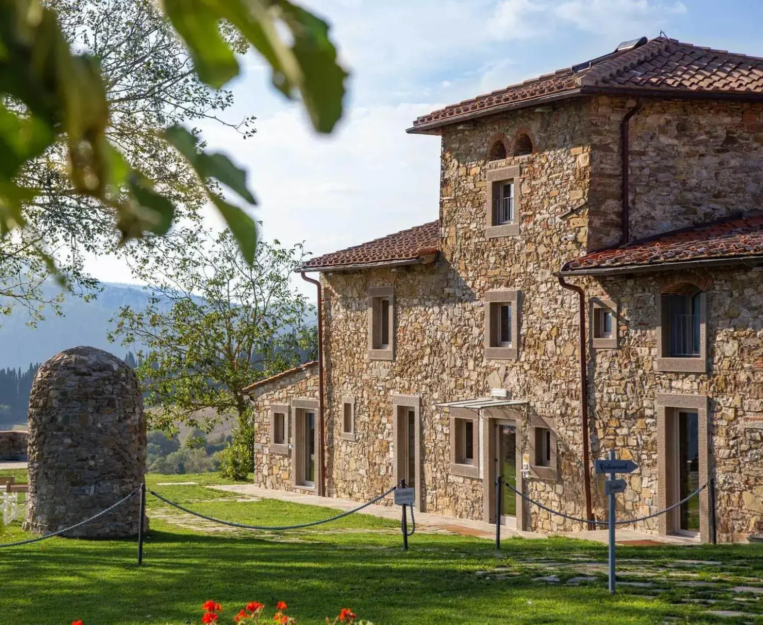 Property building in Agri Resort & SPA Le Colline del Paradiso Property building in Agri Resort & SPA Le Colline del Paradiso