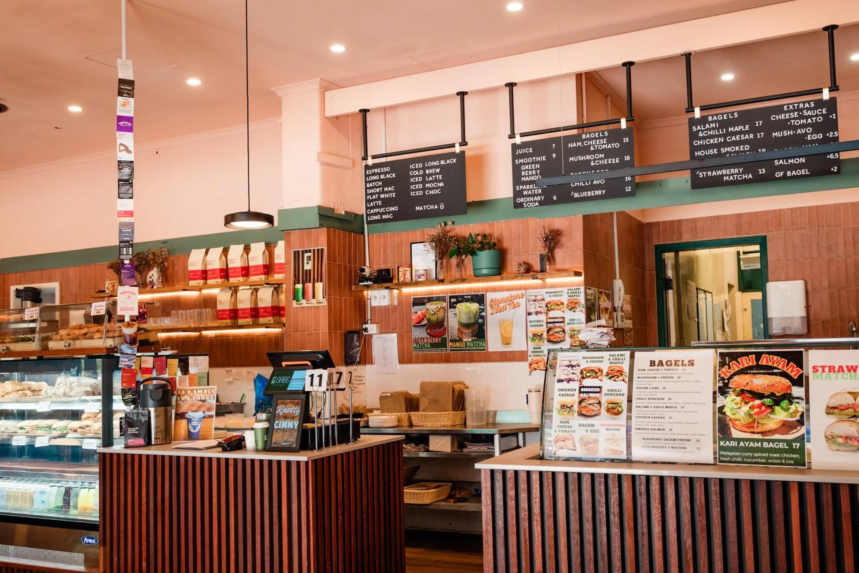 Restaurant/places to eat in European Hotel