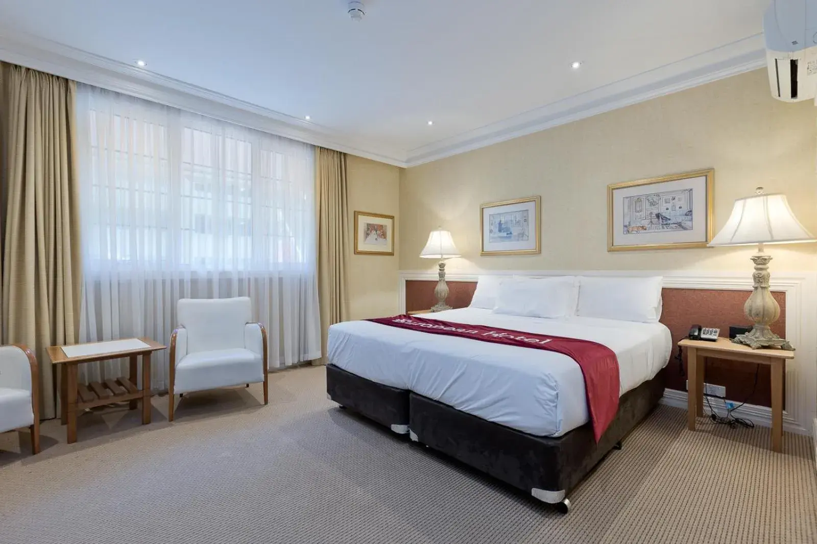 Bedroom, Bed in European Hotel Bedroom, Bed in European Hotel