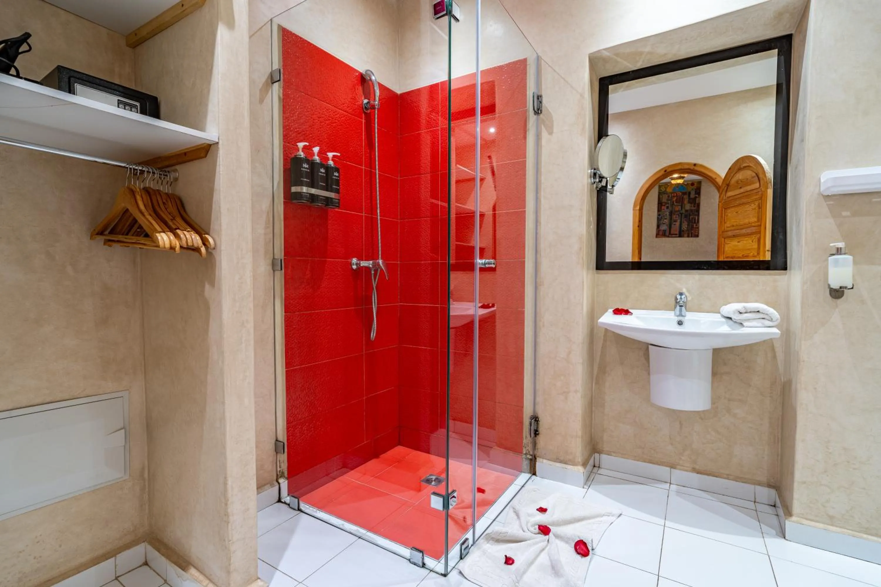 Bathroom in Maison KA