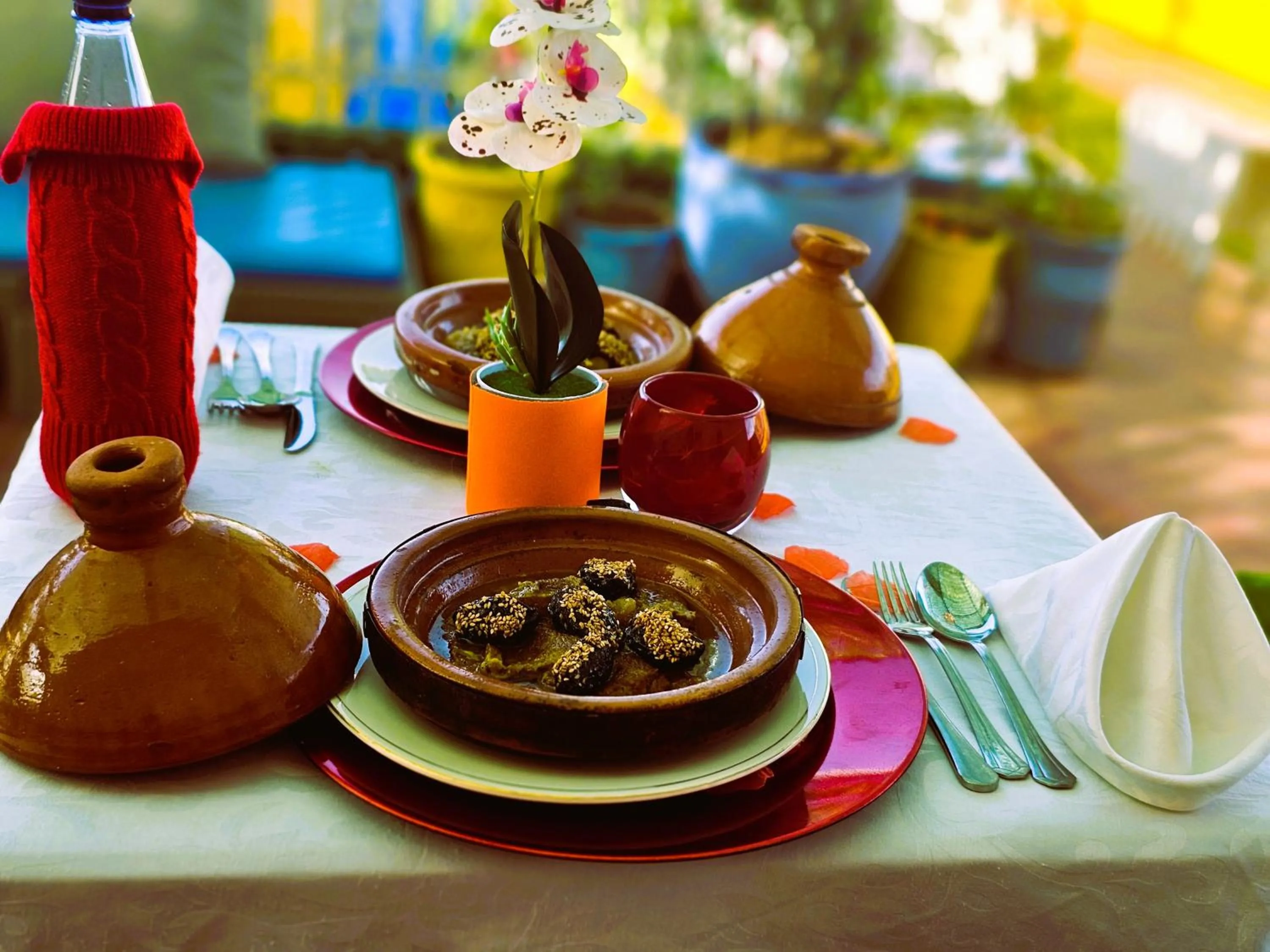 Restaurant/places to eat in Maison KA