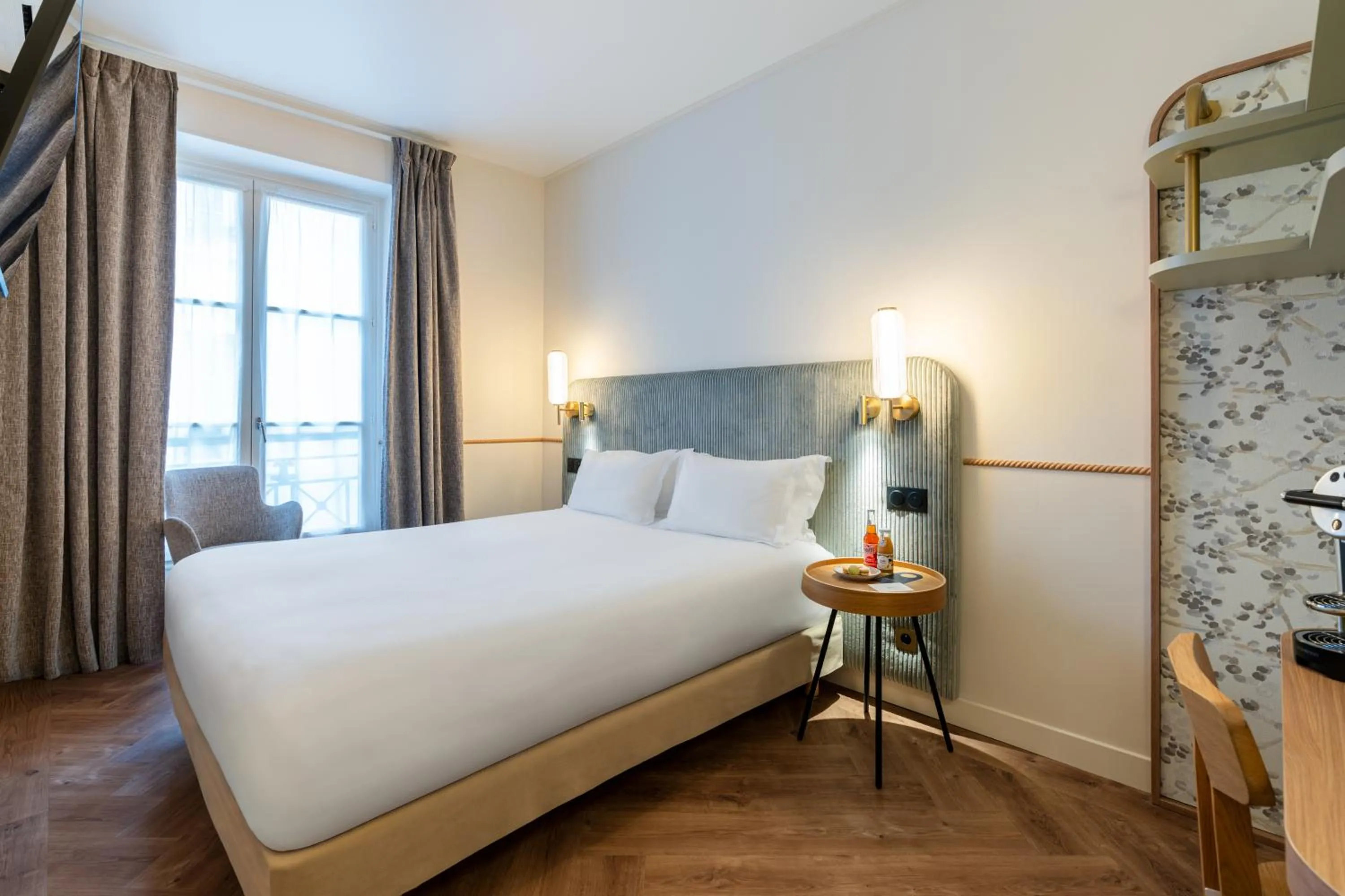 Bedroom, Bed in Hotel d'Espagne