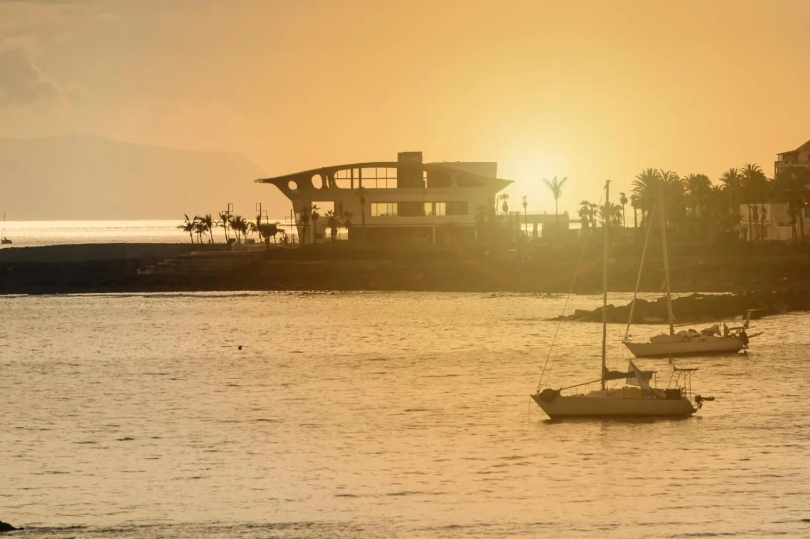 Comodoro Estudio Vista Mar Explotaciones Ravel