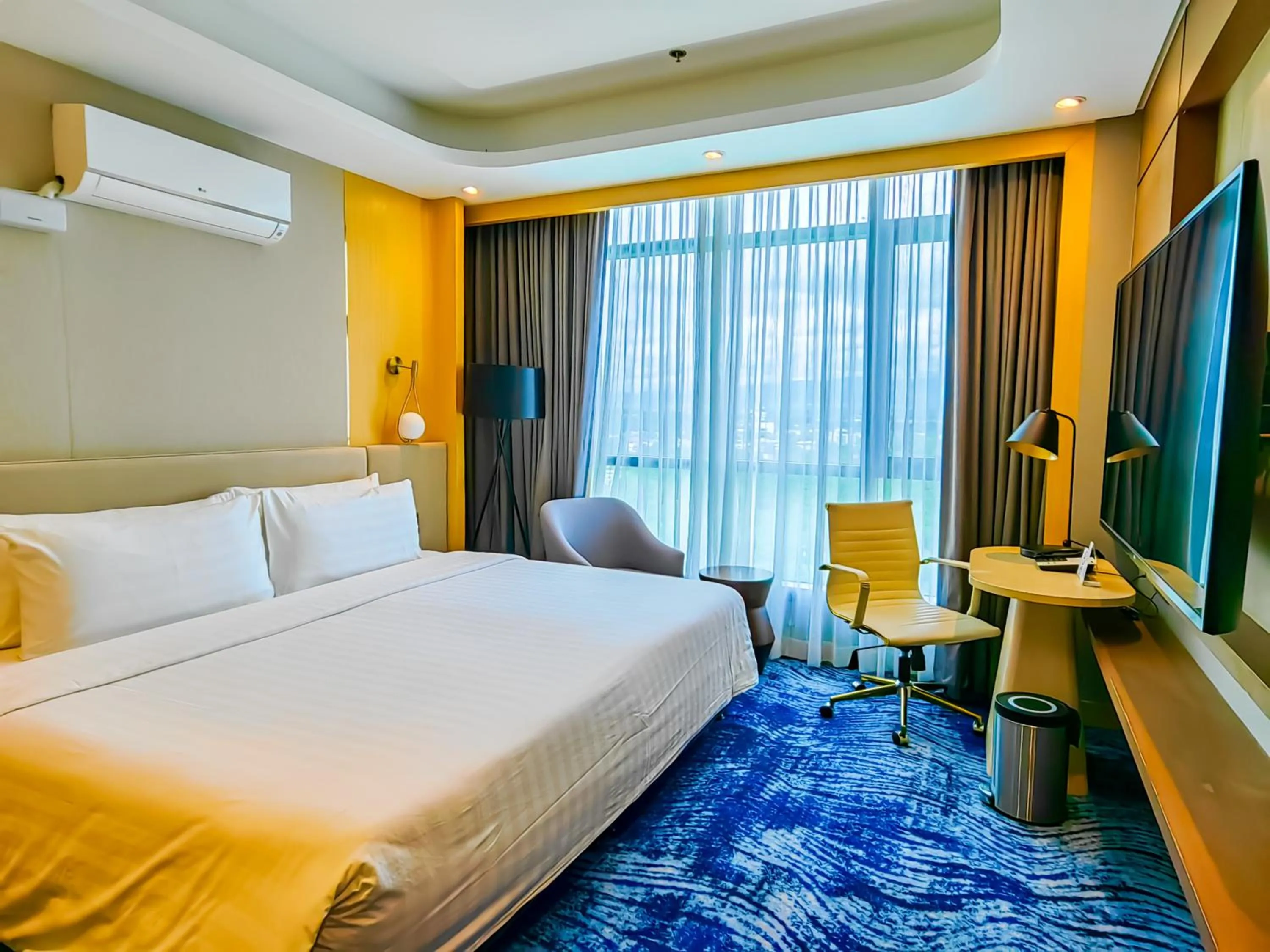 Bedroom, Bed in Best Western Plus Metro Clark