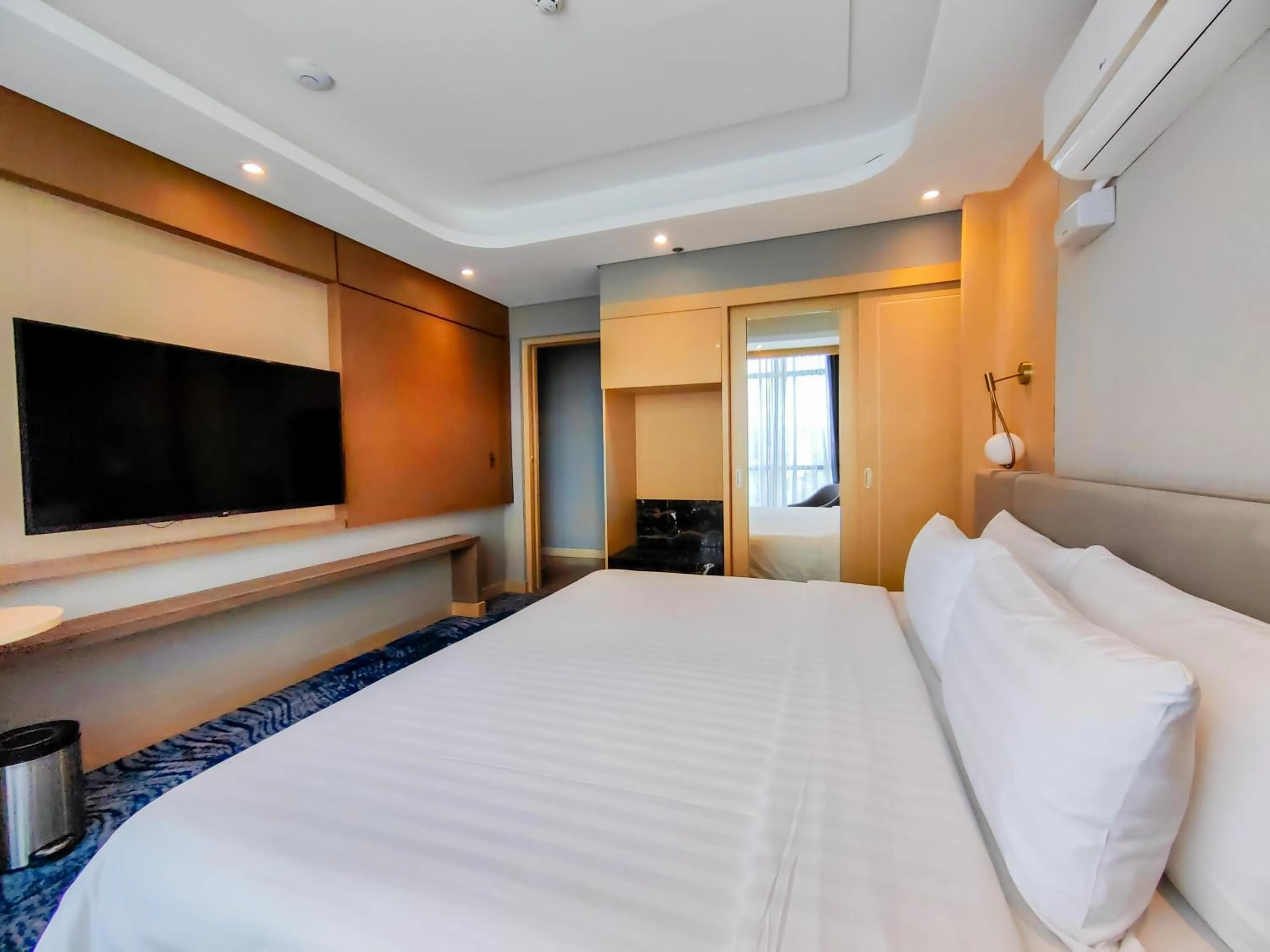 Bedroom, Bed in Best Western Plus Metro Clark