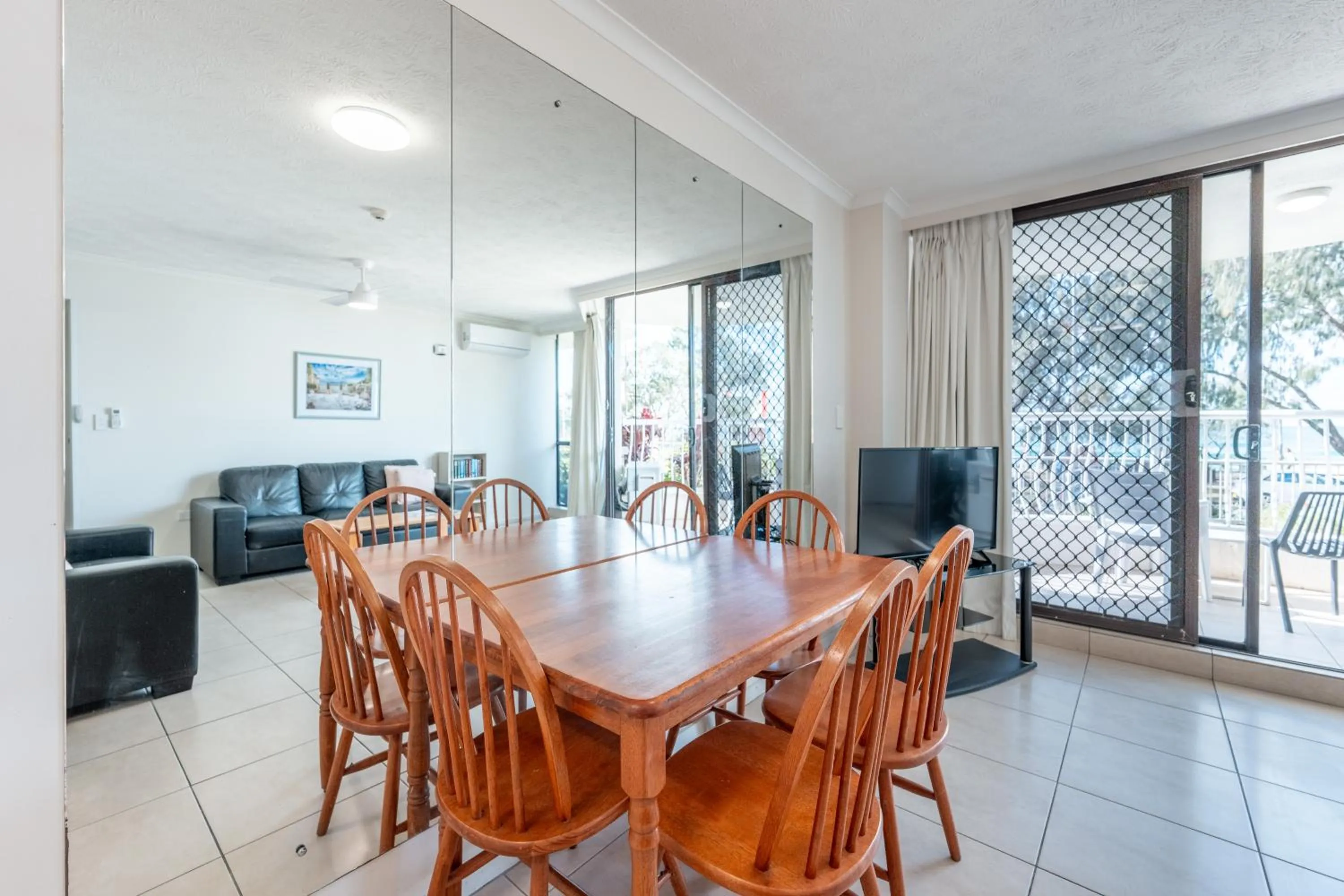 Dining area in Olympus Beachfront Apartments