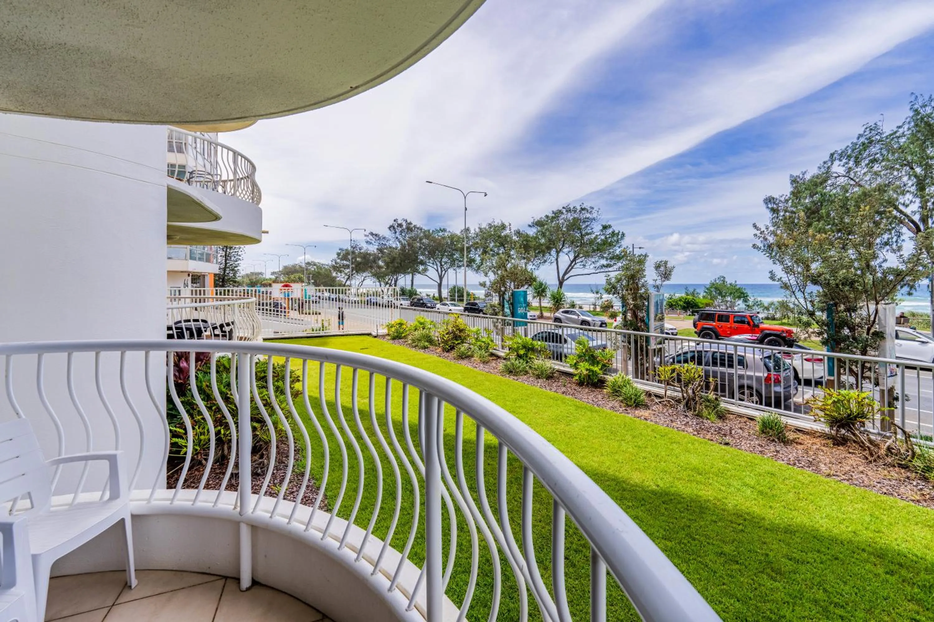 Balcony/Terrace in Olympus Beachfront Apartments