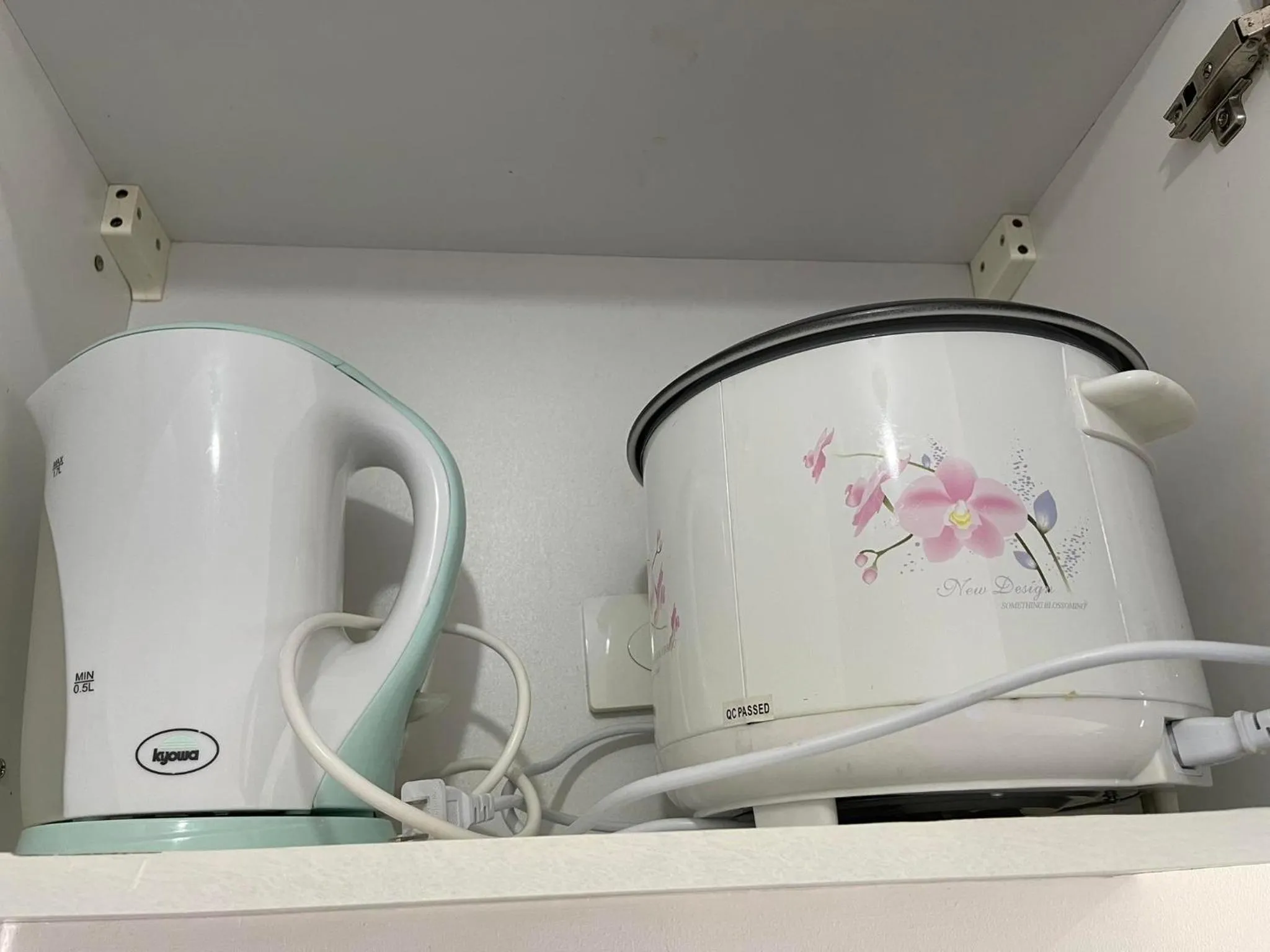 Coffee/tea facilities in Green Residences Stays by PBYY