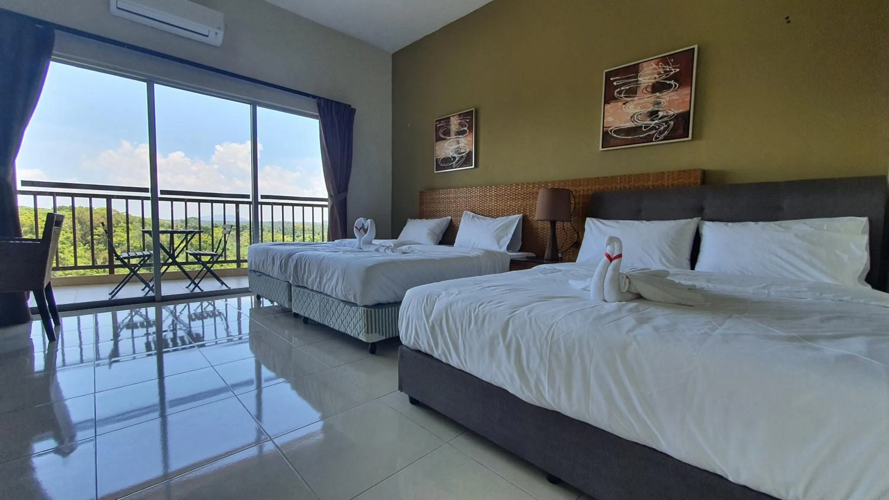 Bed in Gold Coast Morib Studio l Apartment I Penthouse