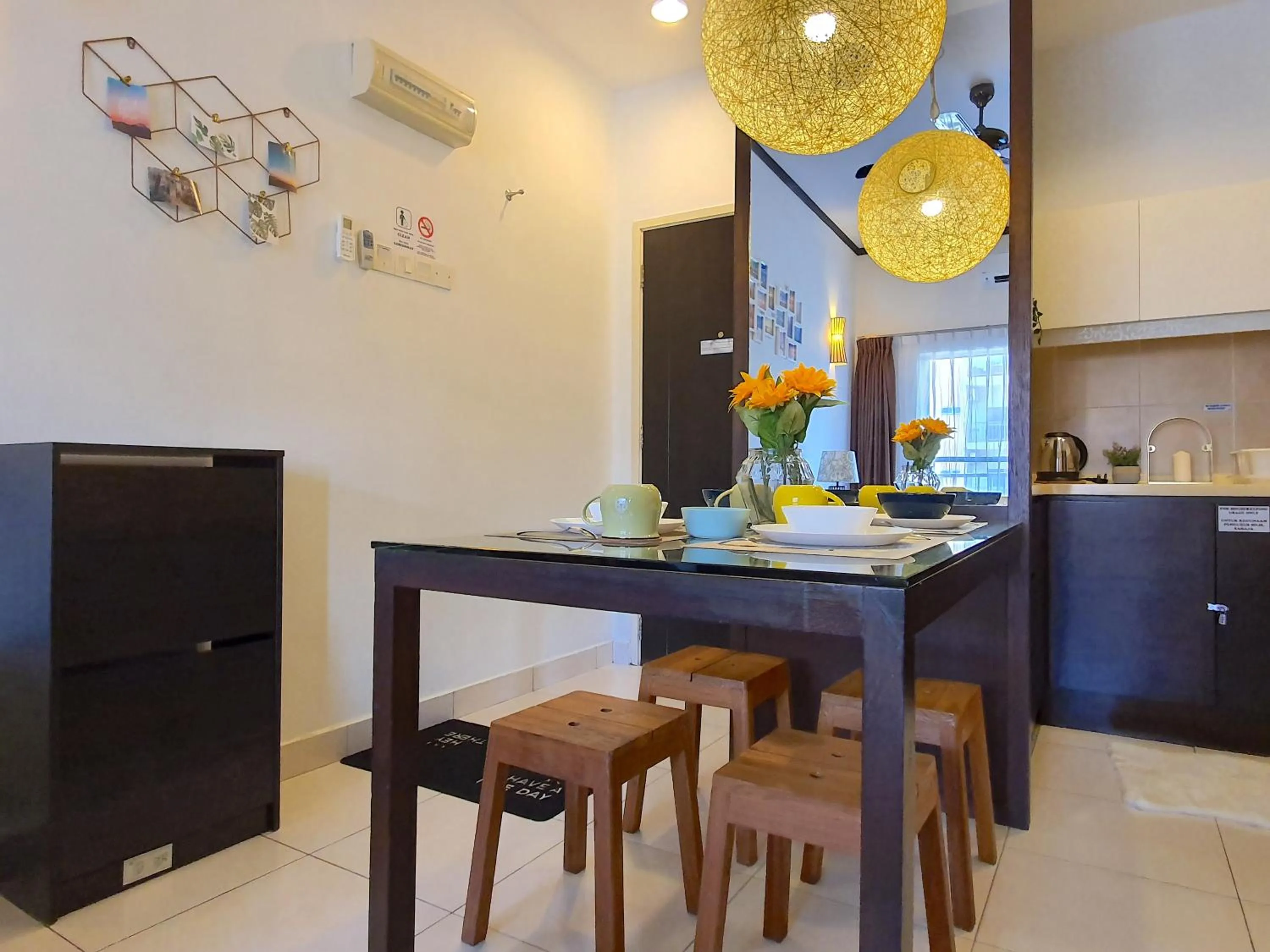 Dining area in Gold Coast Morib Studio l Apartment I Penthouse