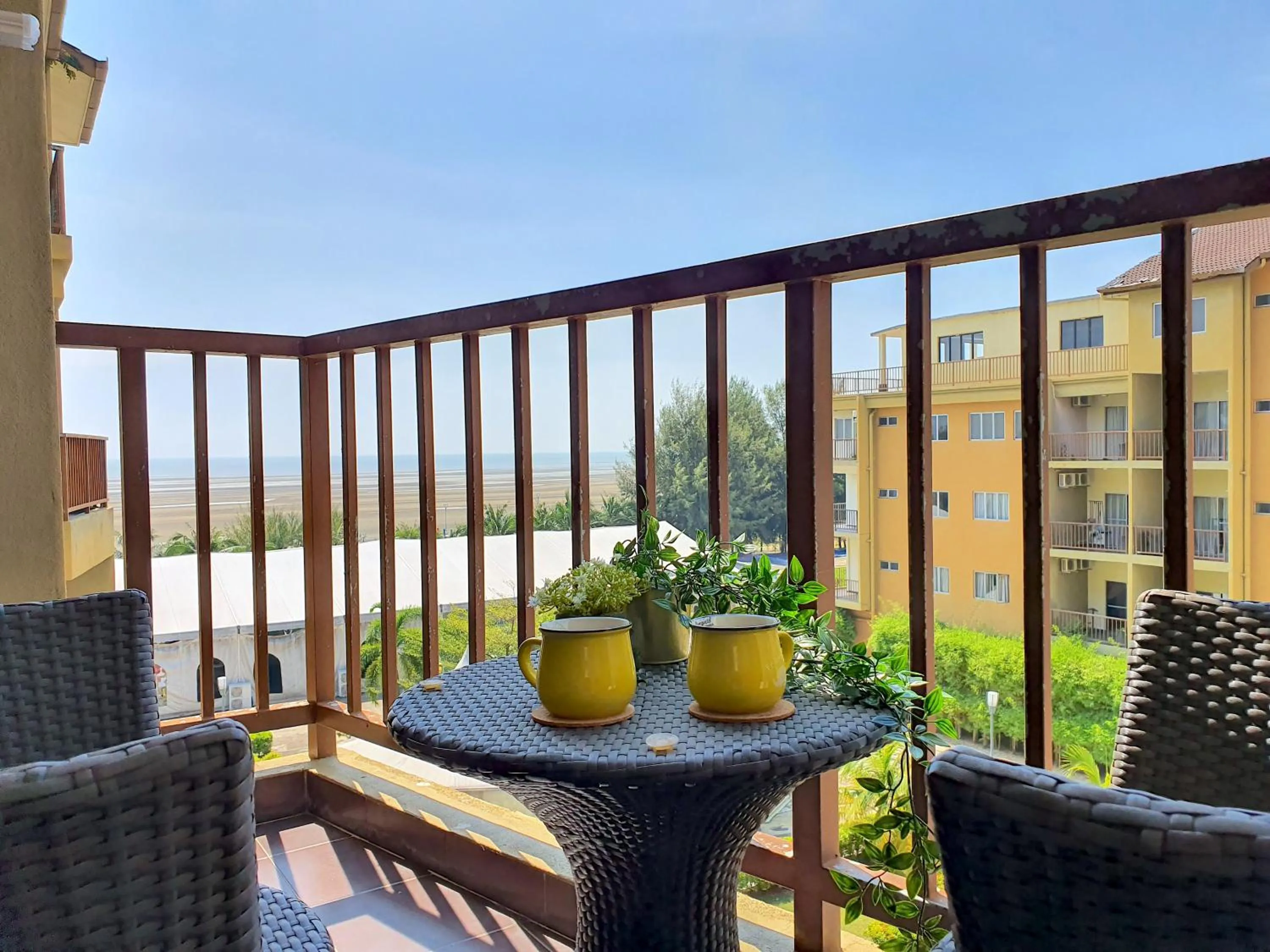 Balcony/Terrace in Gold Coast Morib Studio l Apartment I Penthouse