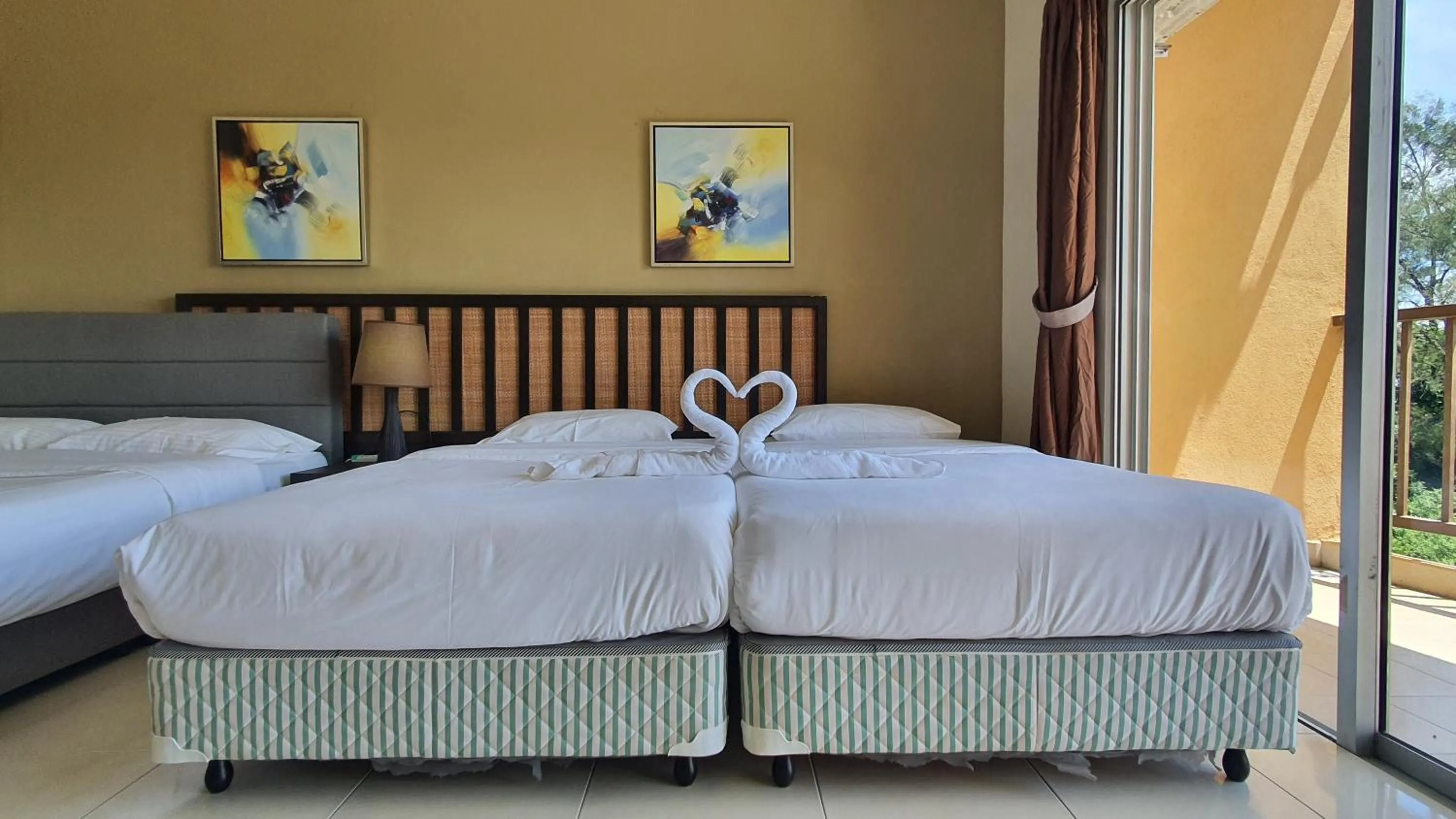 Bedroom, Bed in Gold Coast Morib Studio l Apartment I Penthouse