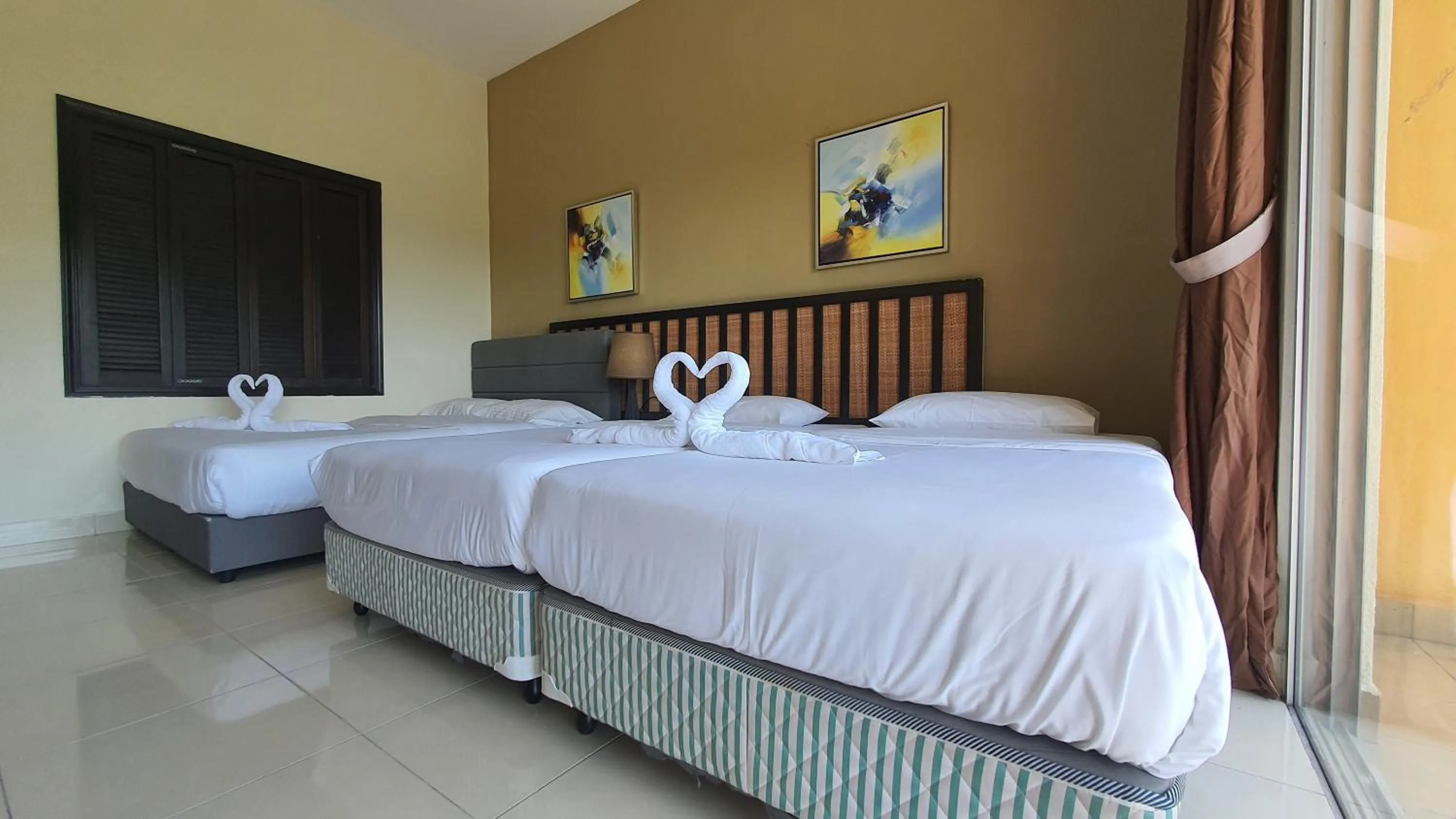 Bed in Gold Coast Morib Studio l Apartment I Penthouse