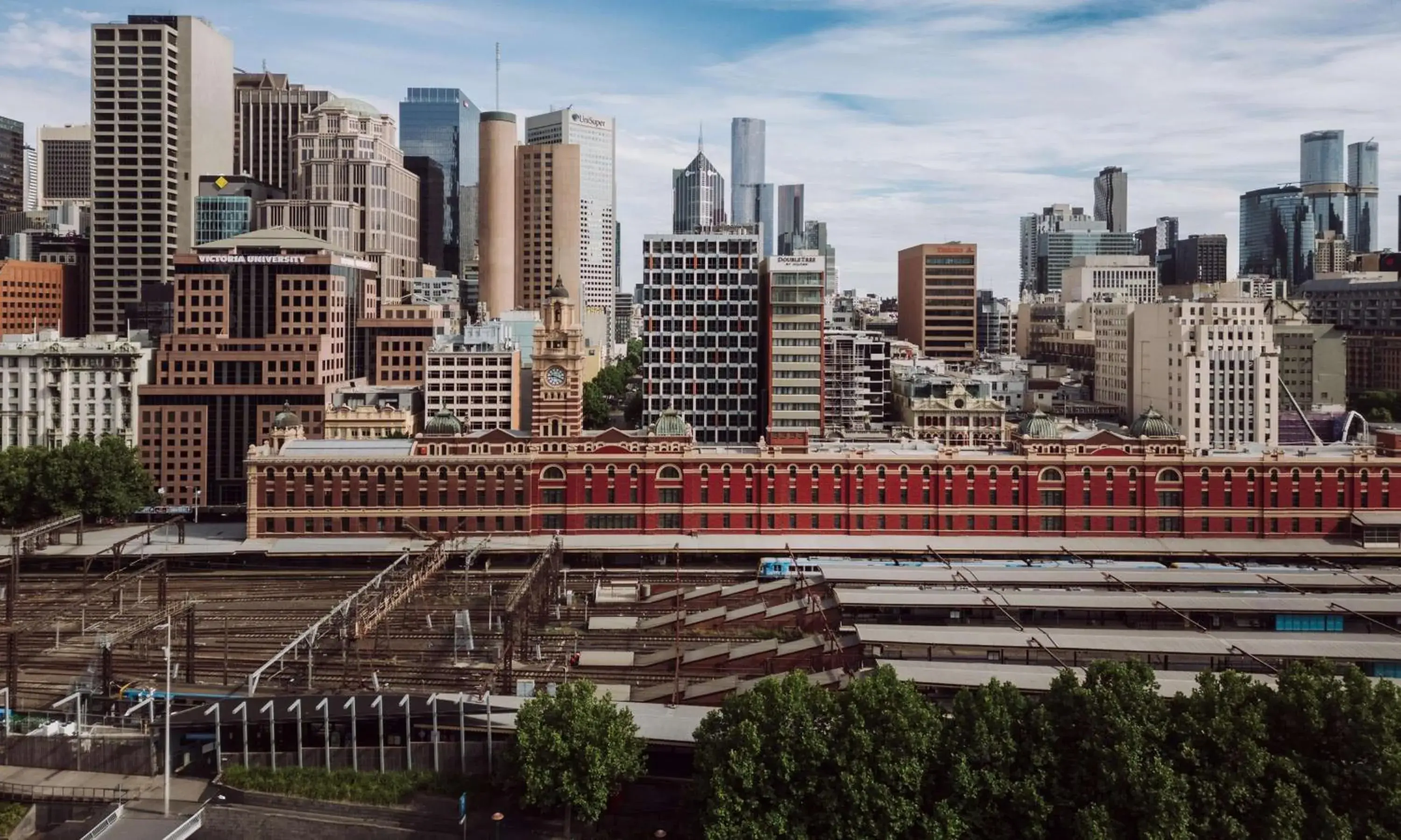 Property building in DoubleTree by Hilton Melbourne Property building in DoubleTree by Hilton Melbourne