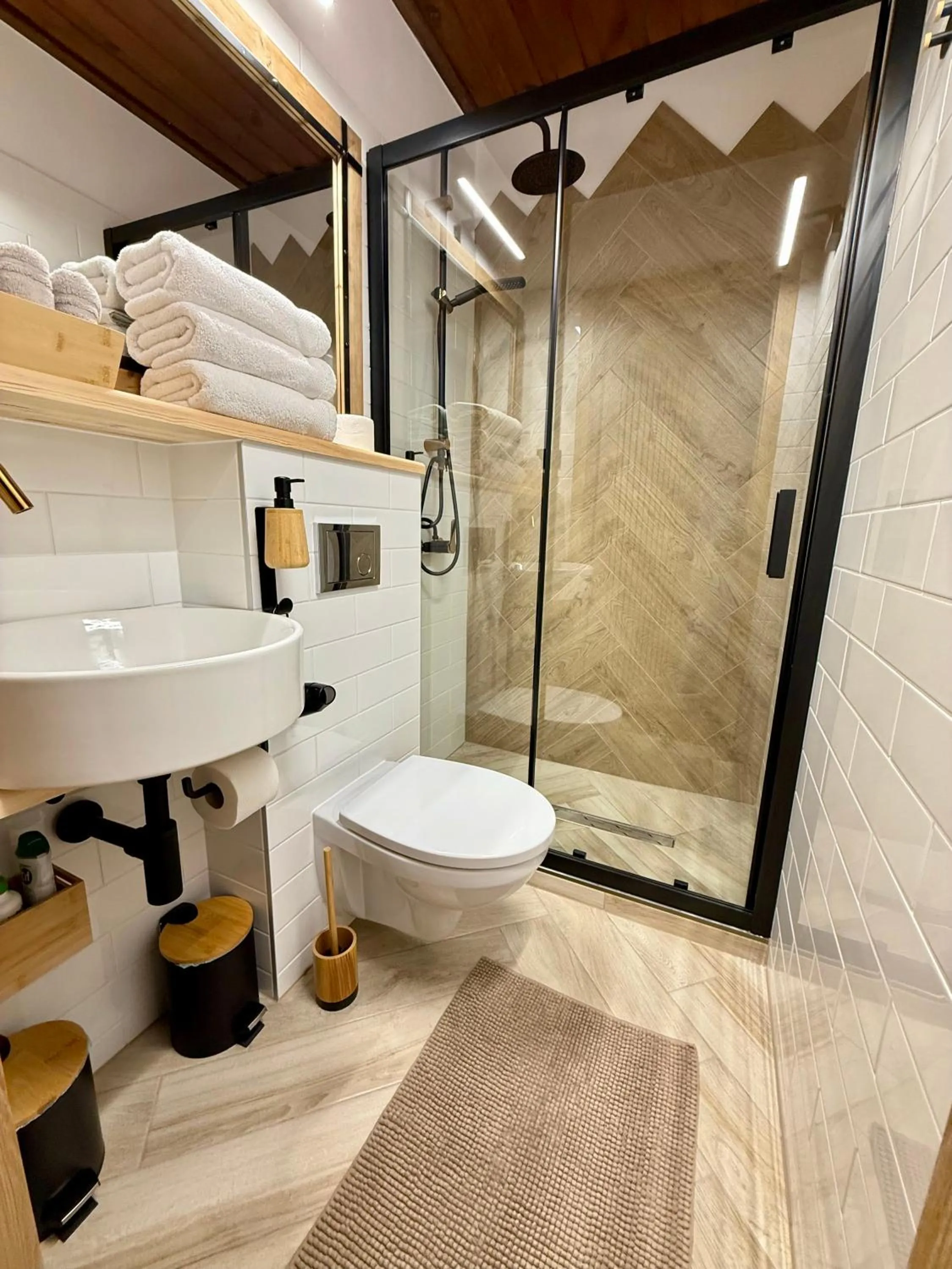 Shower in Marina Zakopane