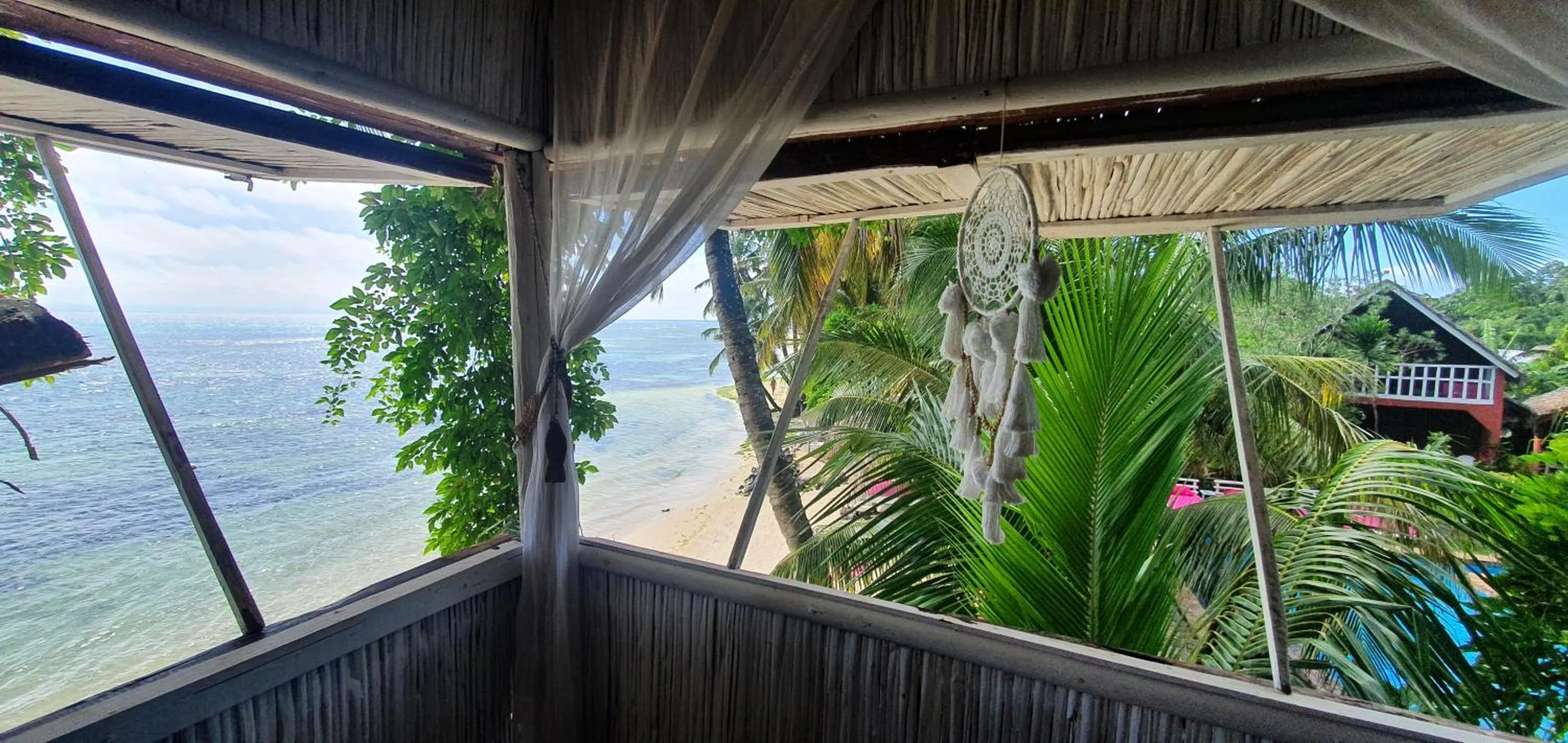 Balcony/Terrace in Hotel ECOLODGE LE RAVORAHA