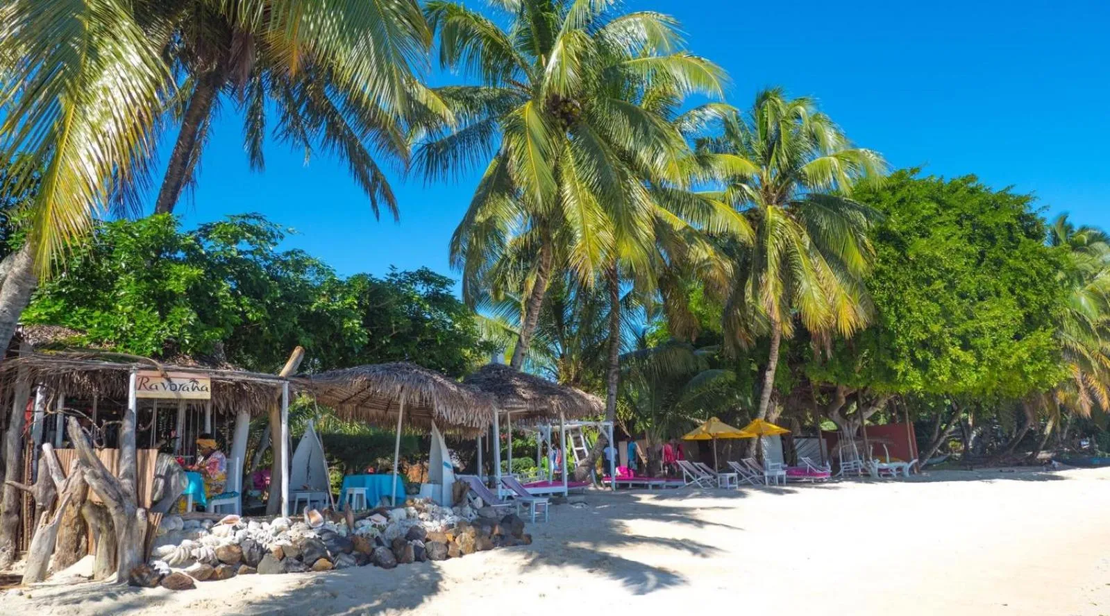 Restaurant/places to eat in Hotel ECOLODGE LE RAVORAHA