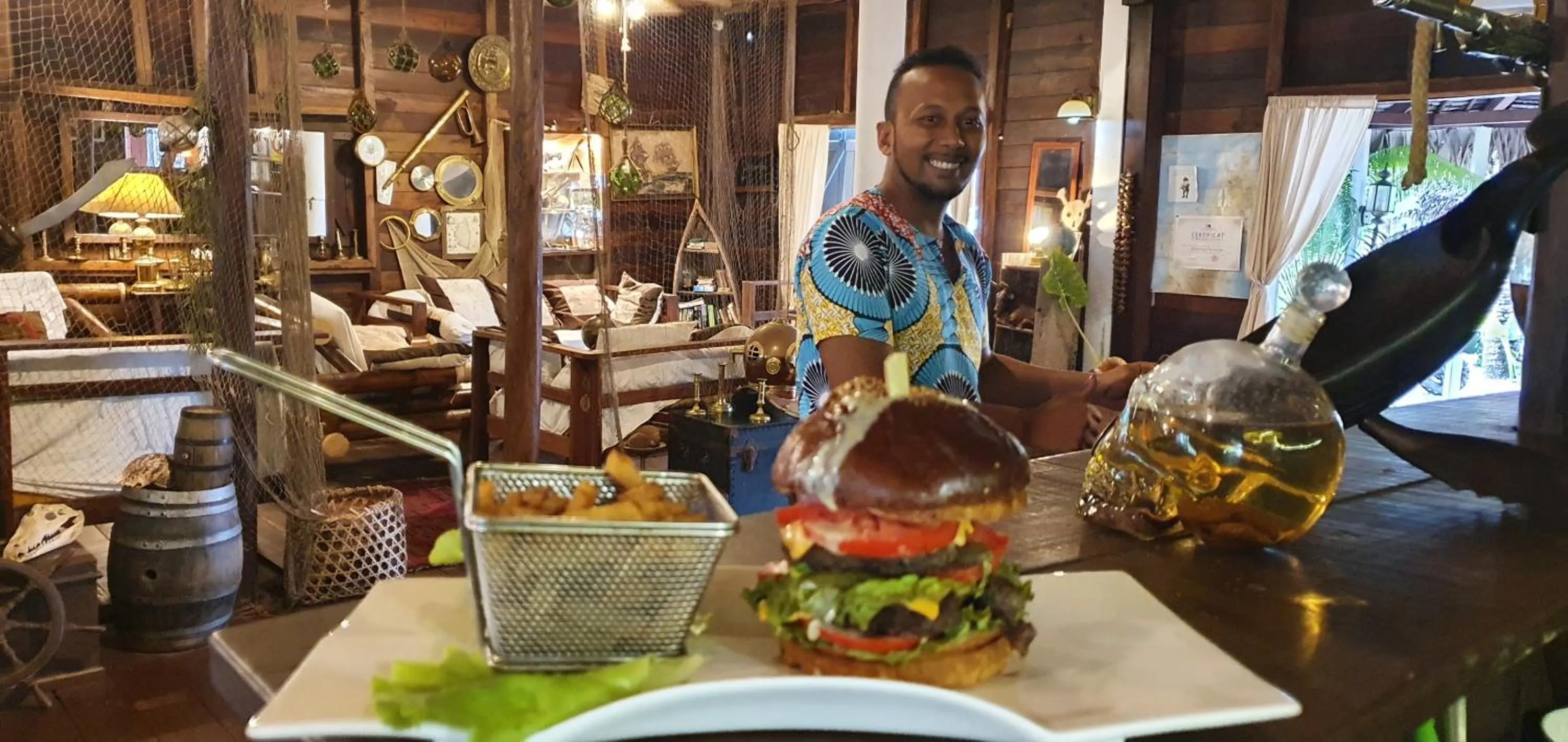 Food and drinks in Hotel ECOLODGE LE RAVORAHA