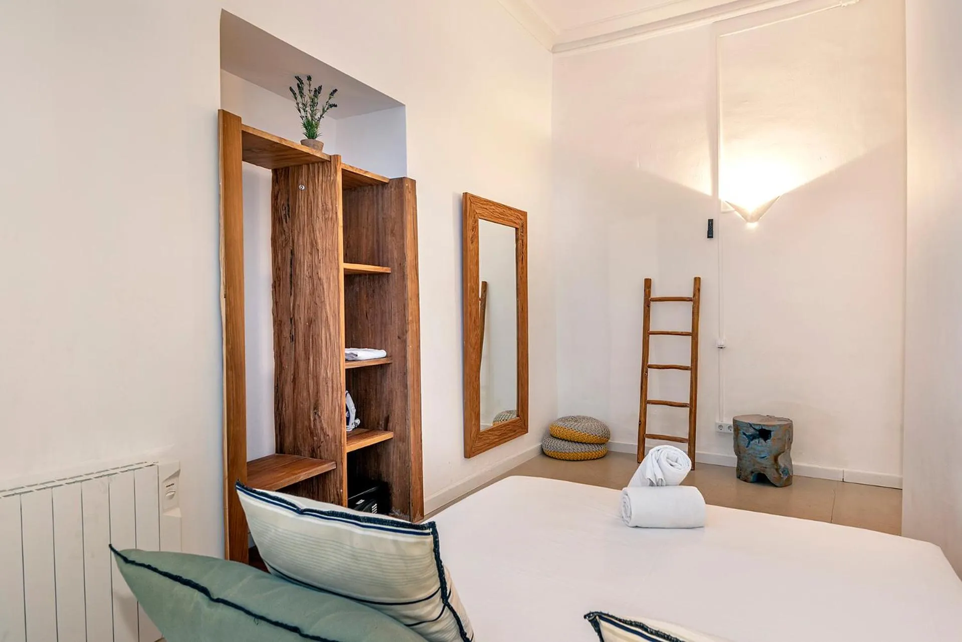 Bedroom in La Guarida Suites