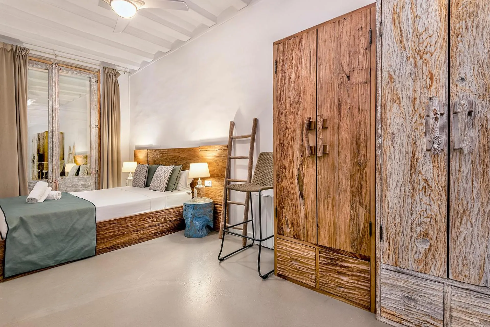 Bedroom, Bed in La Guarida Suites