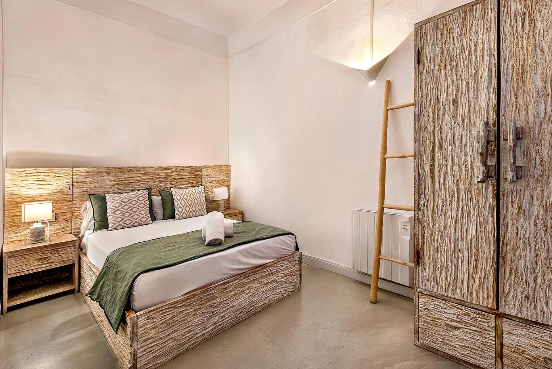 Bed in La Guarida Suites