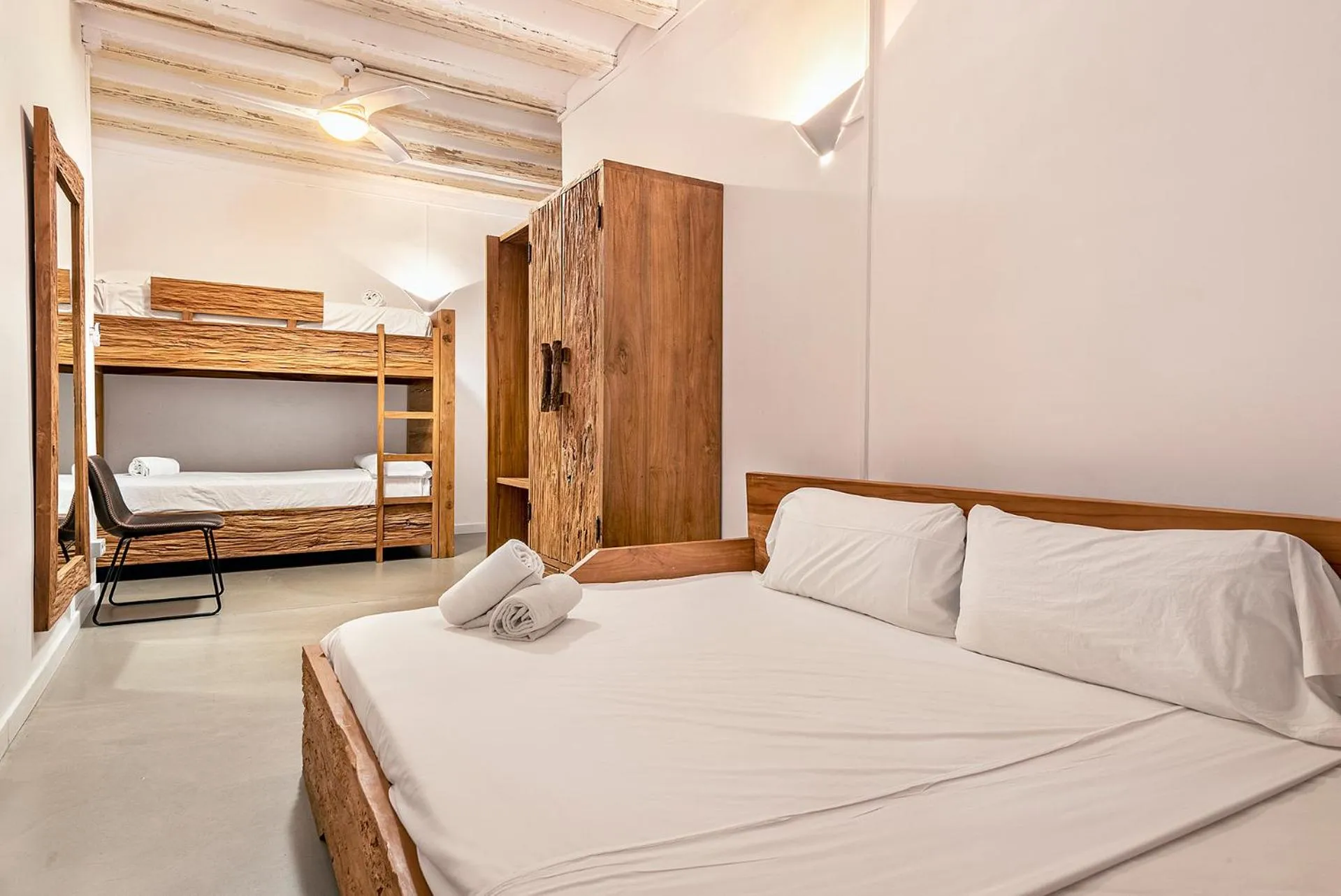 Bed in La Guarida Suites