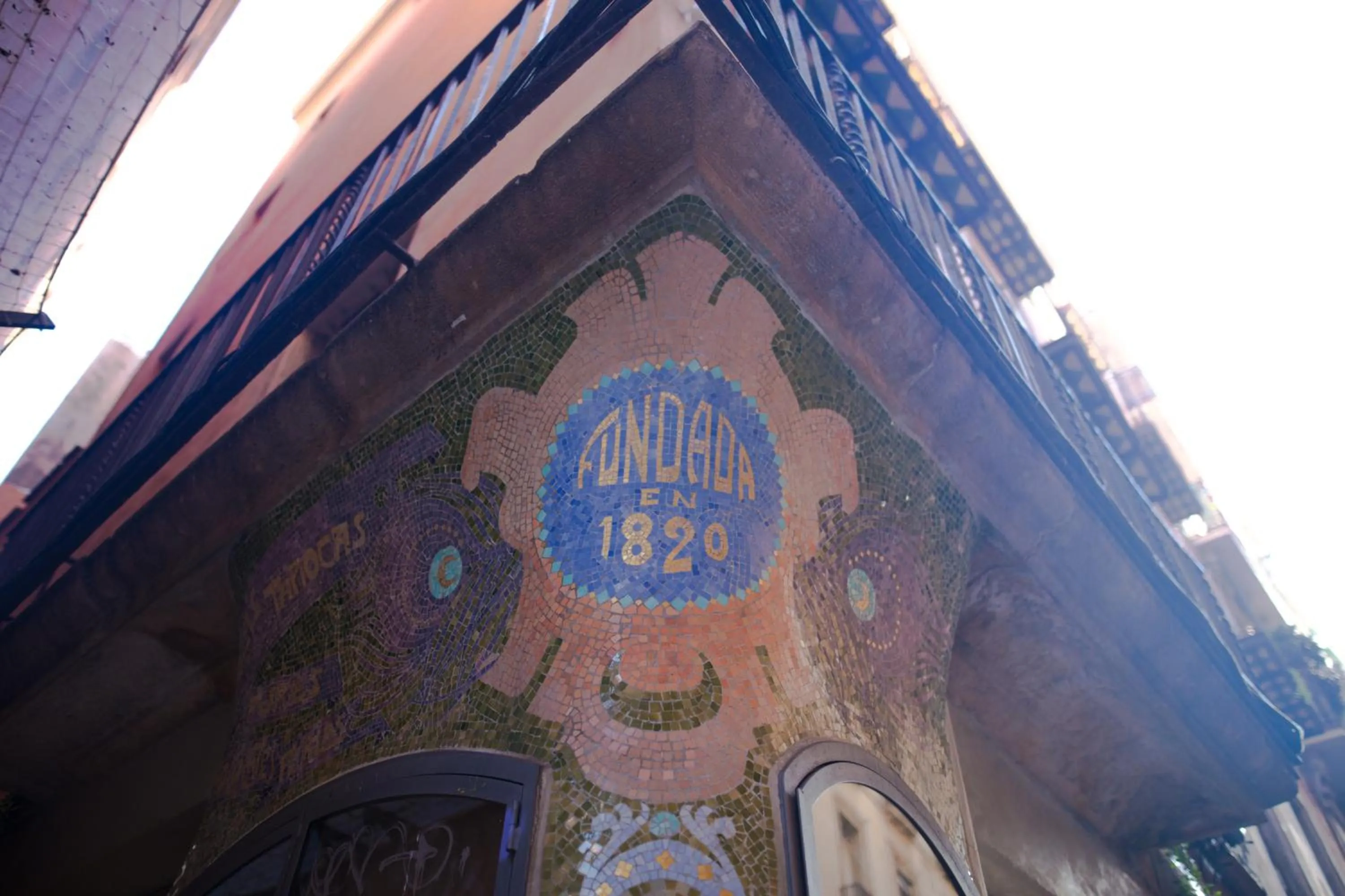 Property building in La Guarida Suites