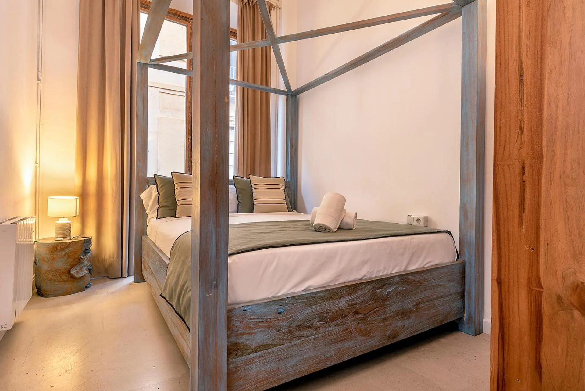 Bed in La Guarida Suites