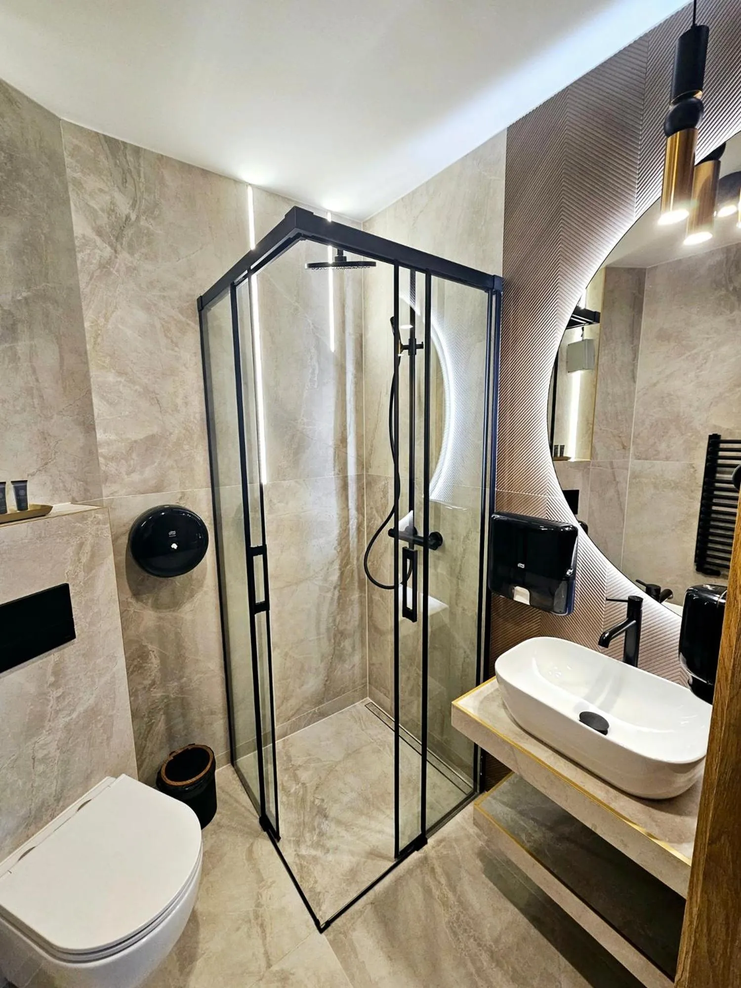 Shower in Willa Regina I Resort & SPA