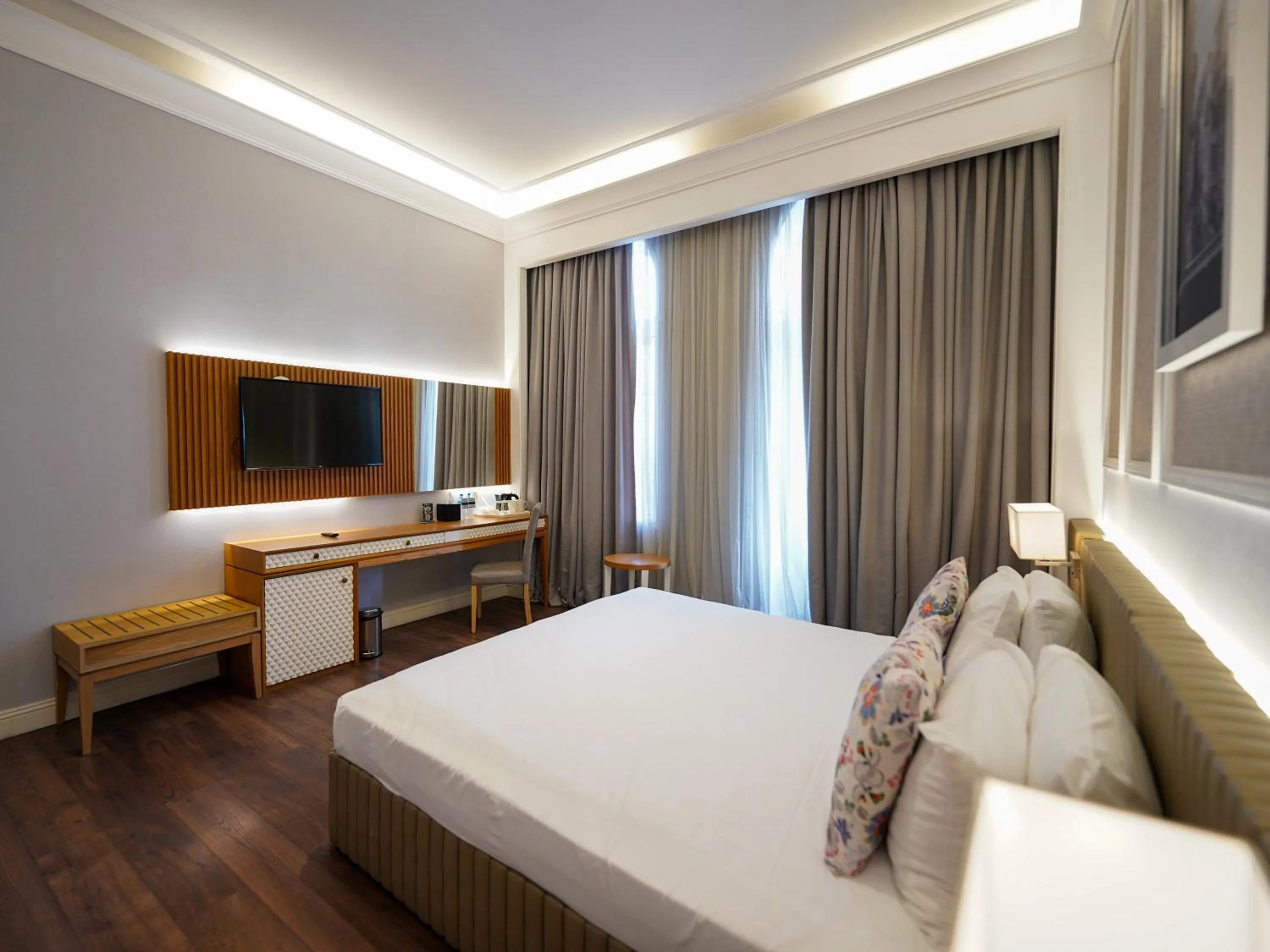 Bed in Promenade Hotel Baku