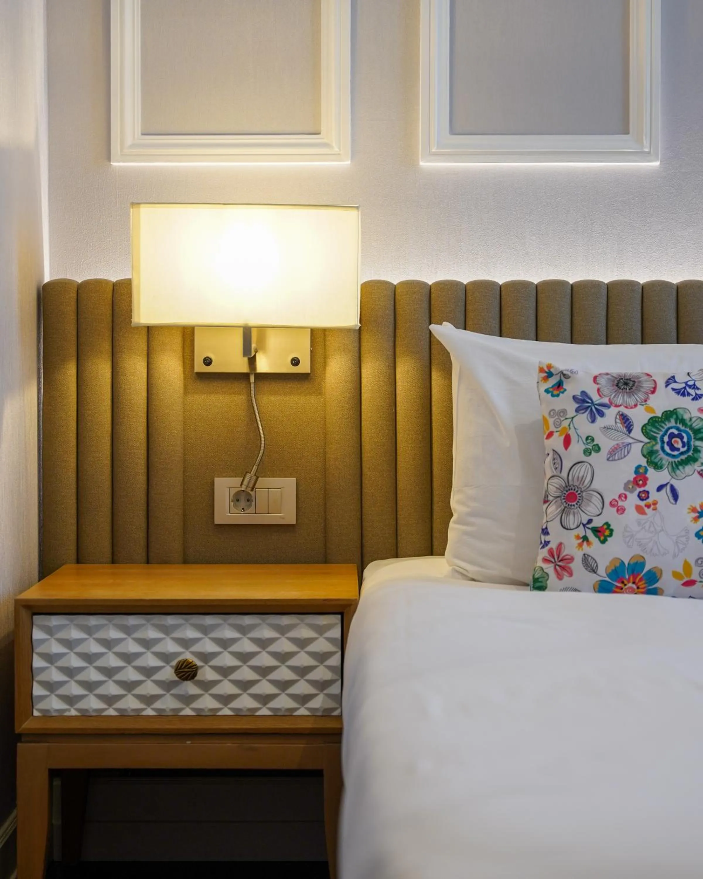 Bedroom, Bed in Promenade Hotel Baku