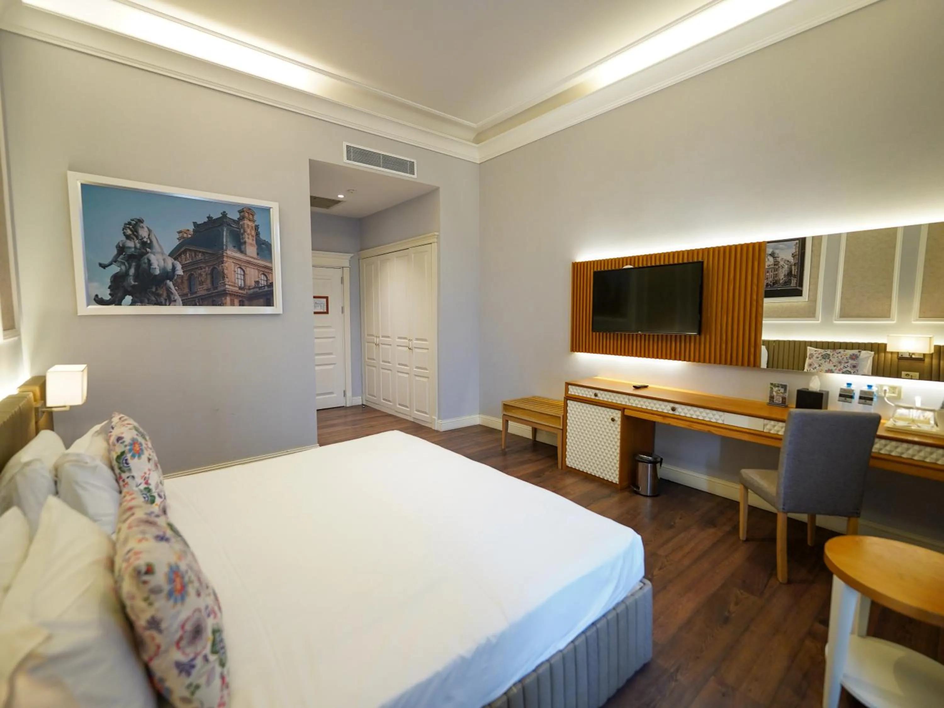 Bed in Promenade Hotel Baku