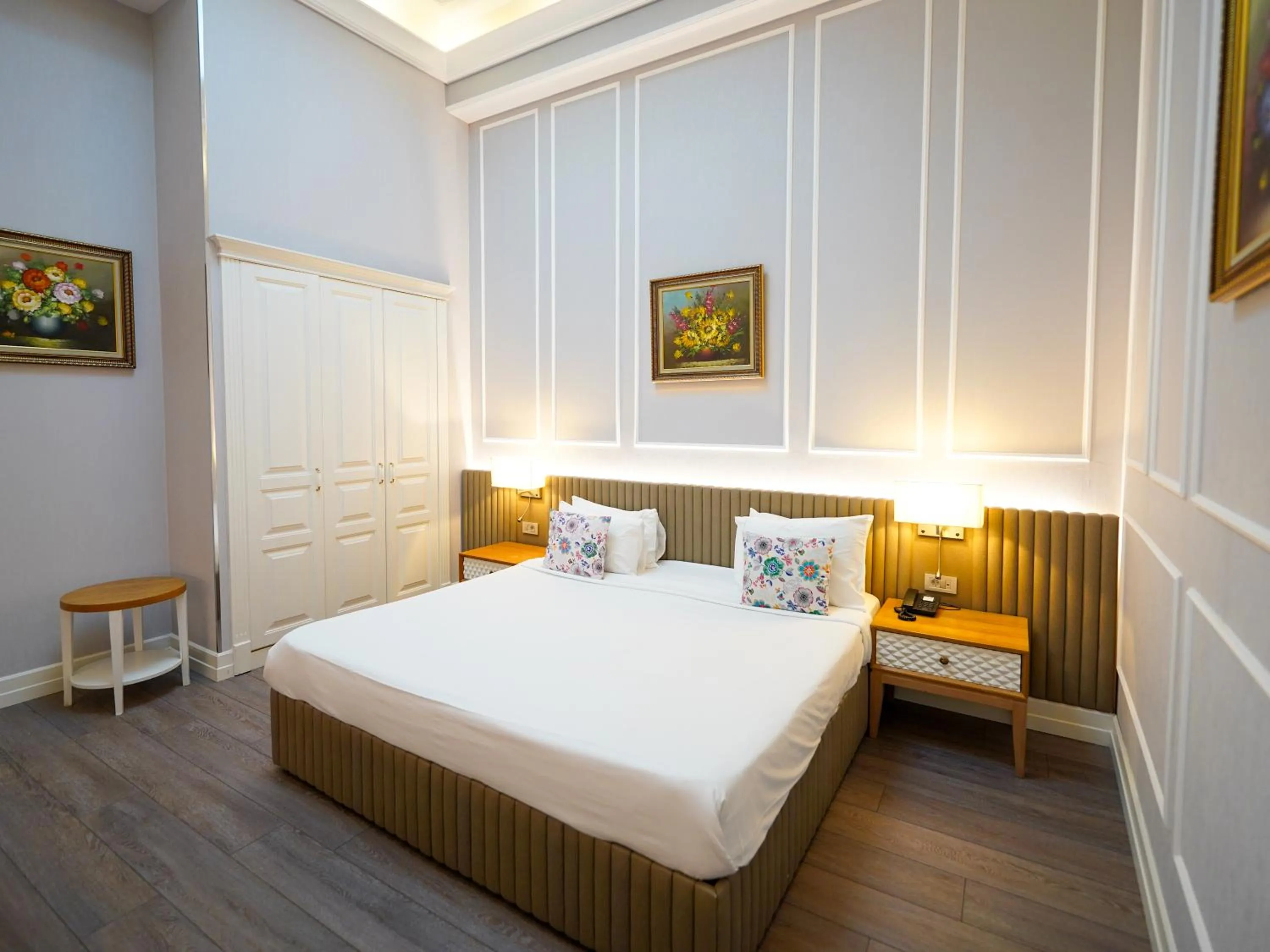 Photo of the whole room, Bed in Promenade Hotel Baku
