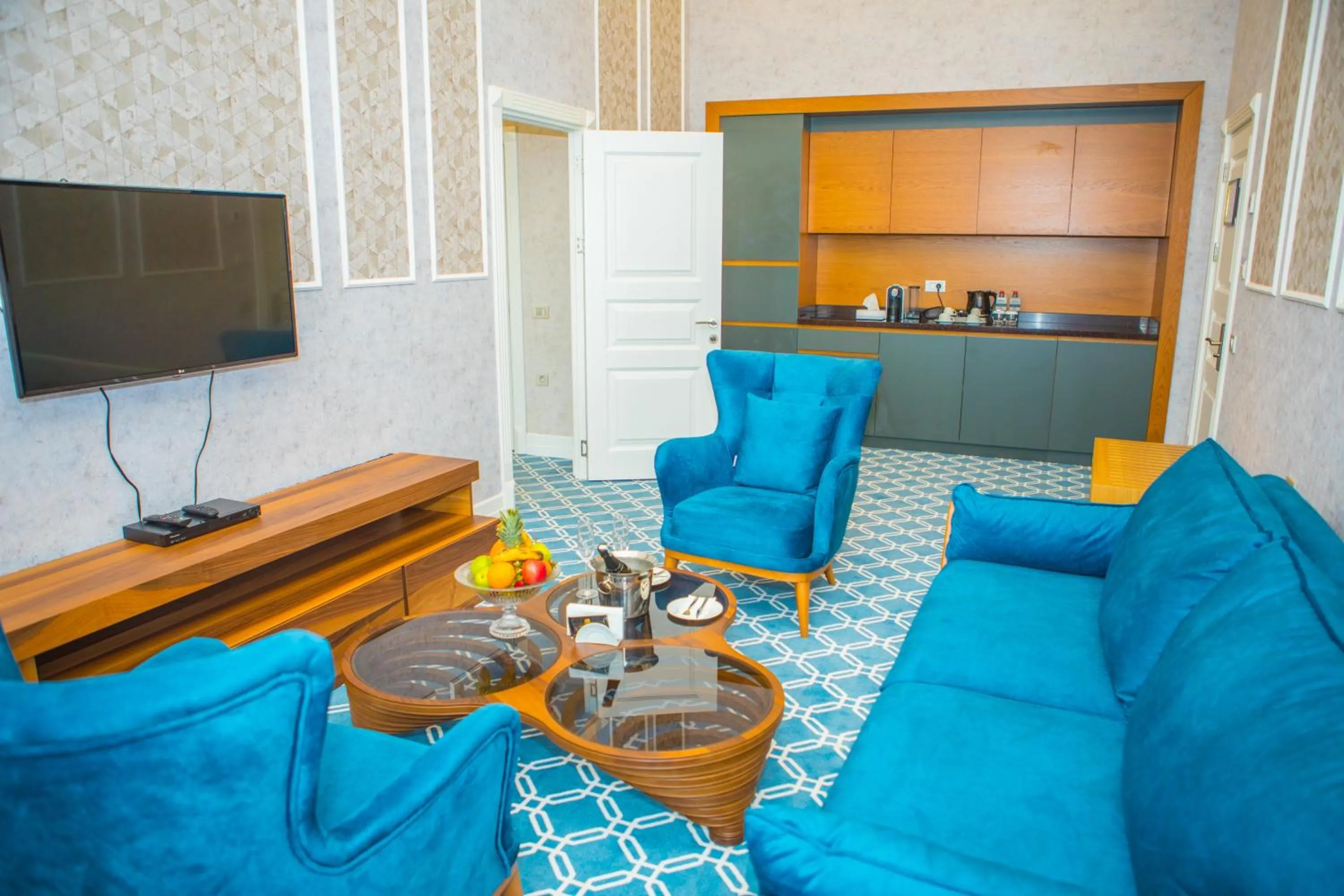 Living room in Promenade Hotel Baku