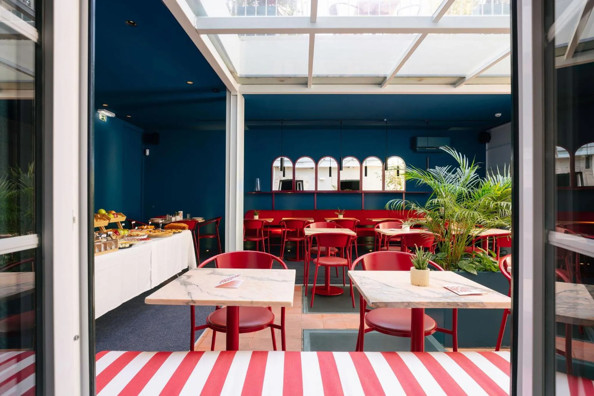 Esqina Cosmopolitan Lodge