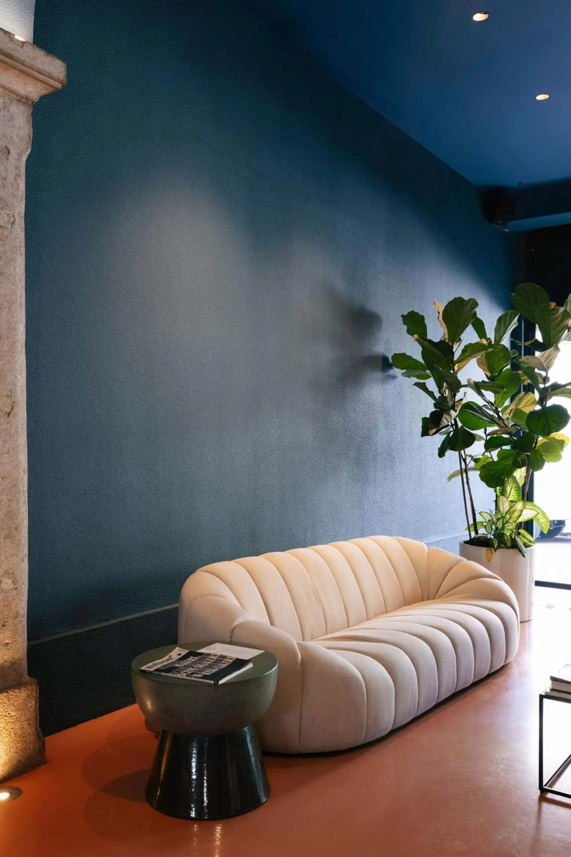 Esqina Cosmopolitan Lodge