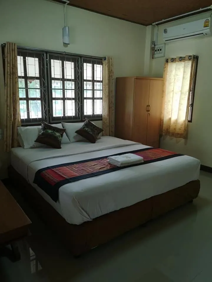 Bed in Mitaree 2