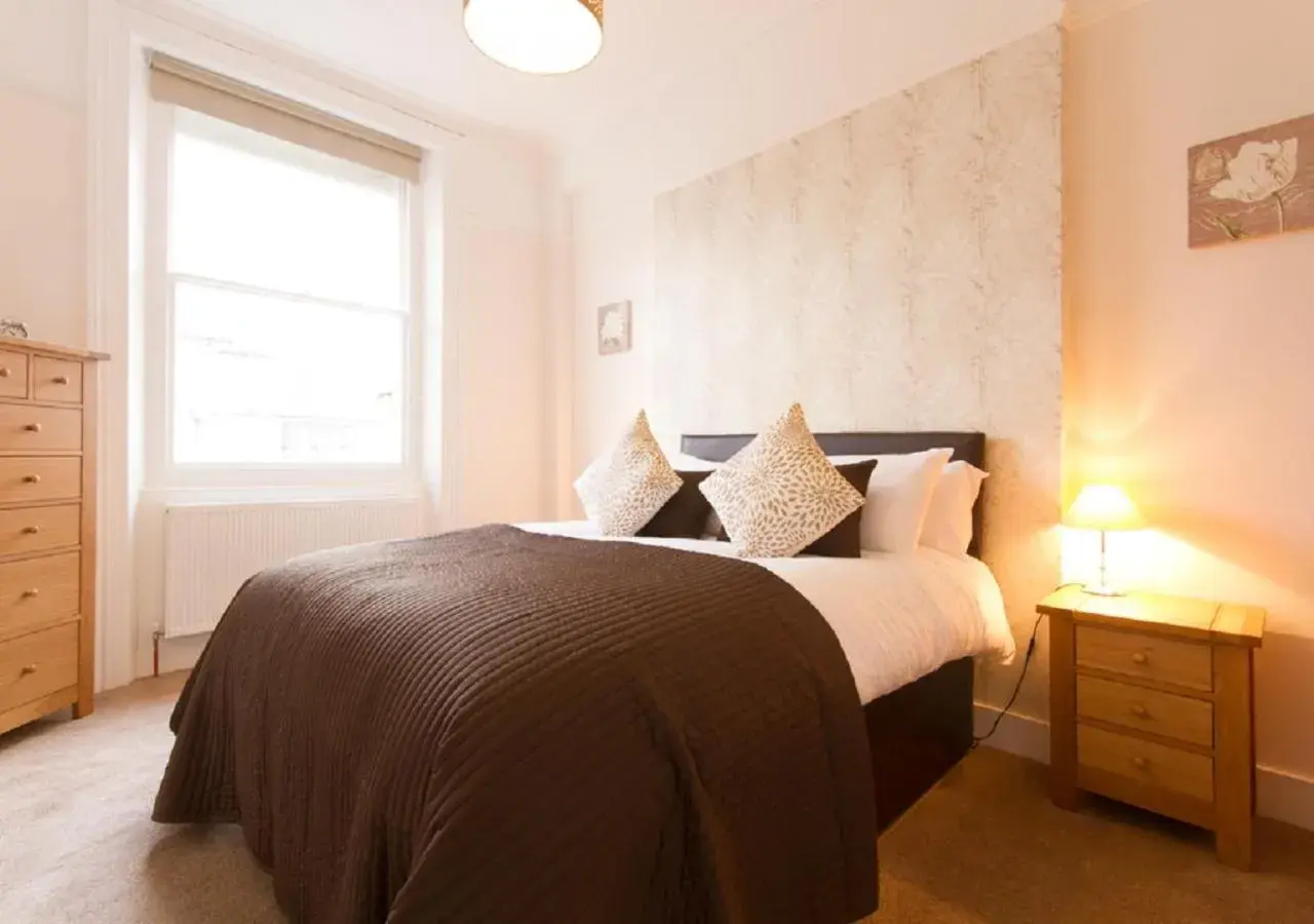 Thorne Lodge Thorne Lodge