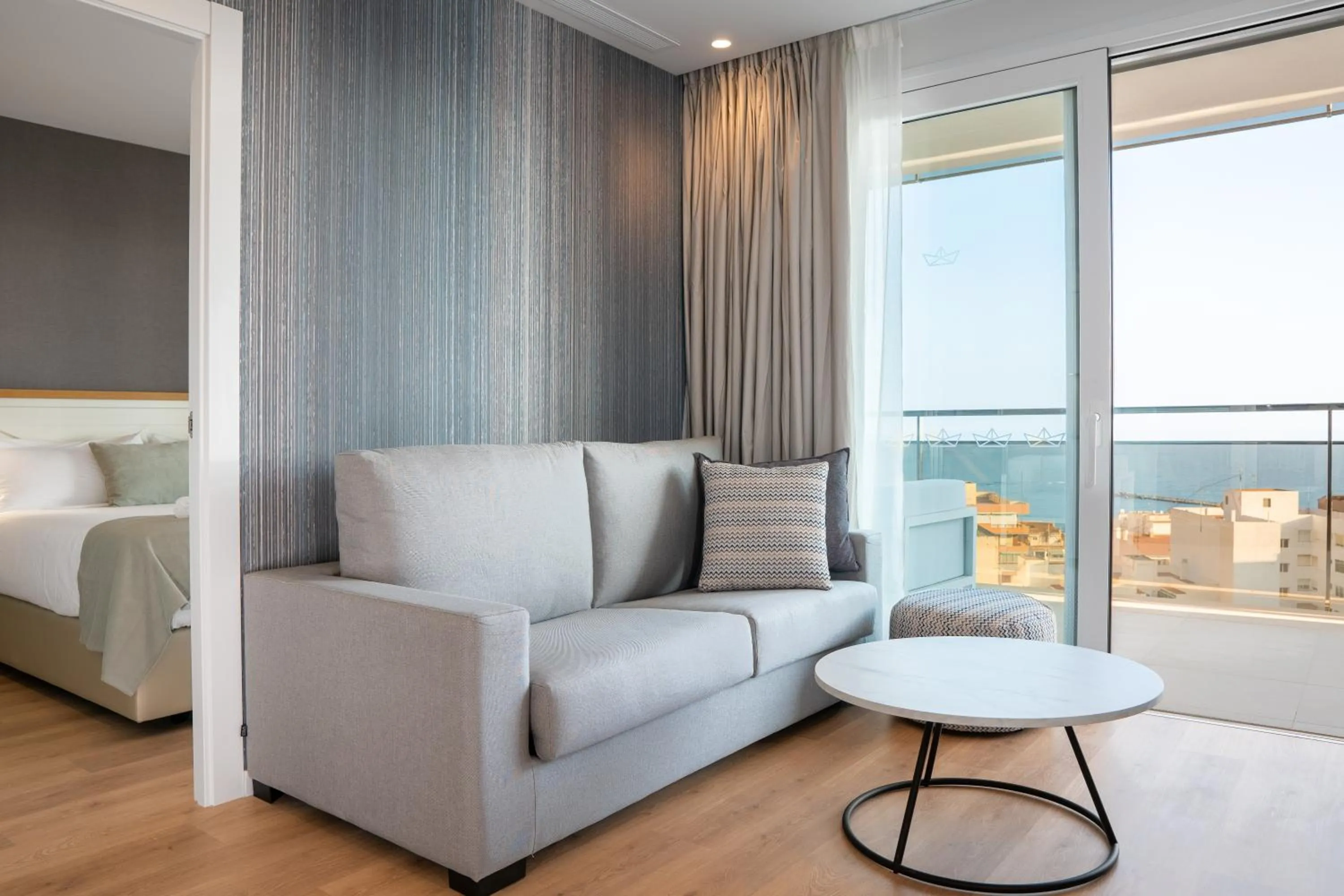 Living room, Bed in Ahoy Apartments