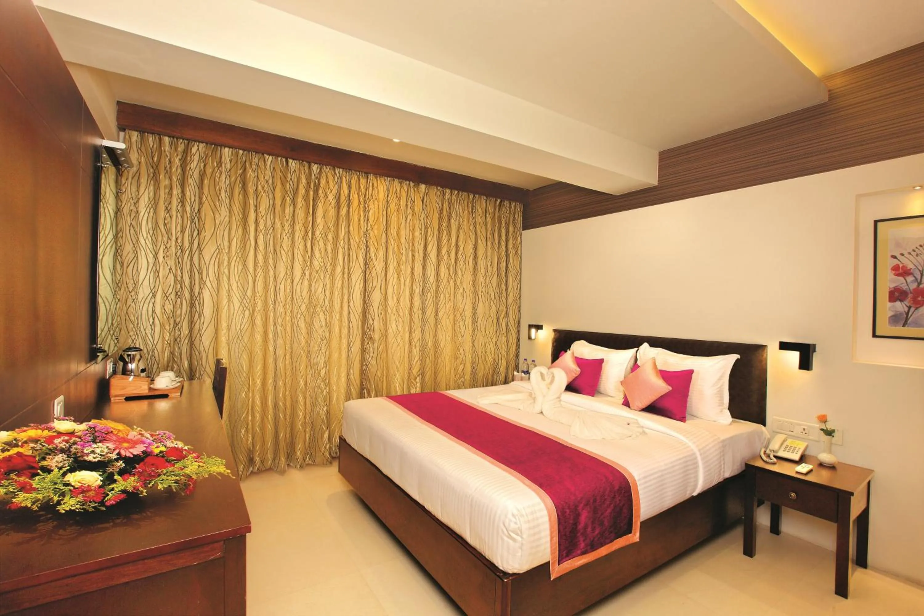 Bed in Holiday Vista Thekkady a premium hotel near periyar wild life sanctuary with sky view pool