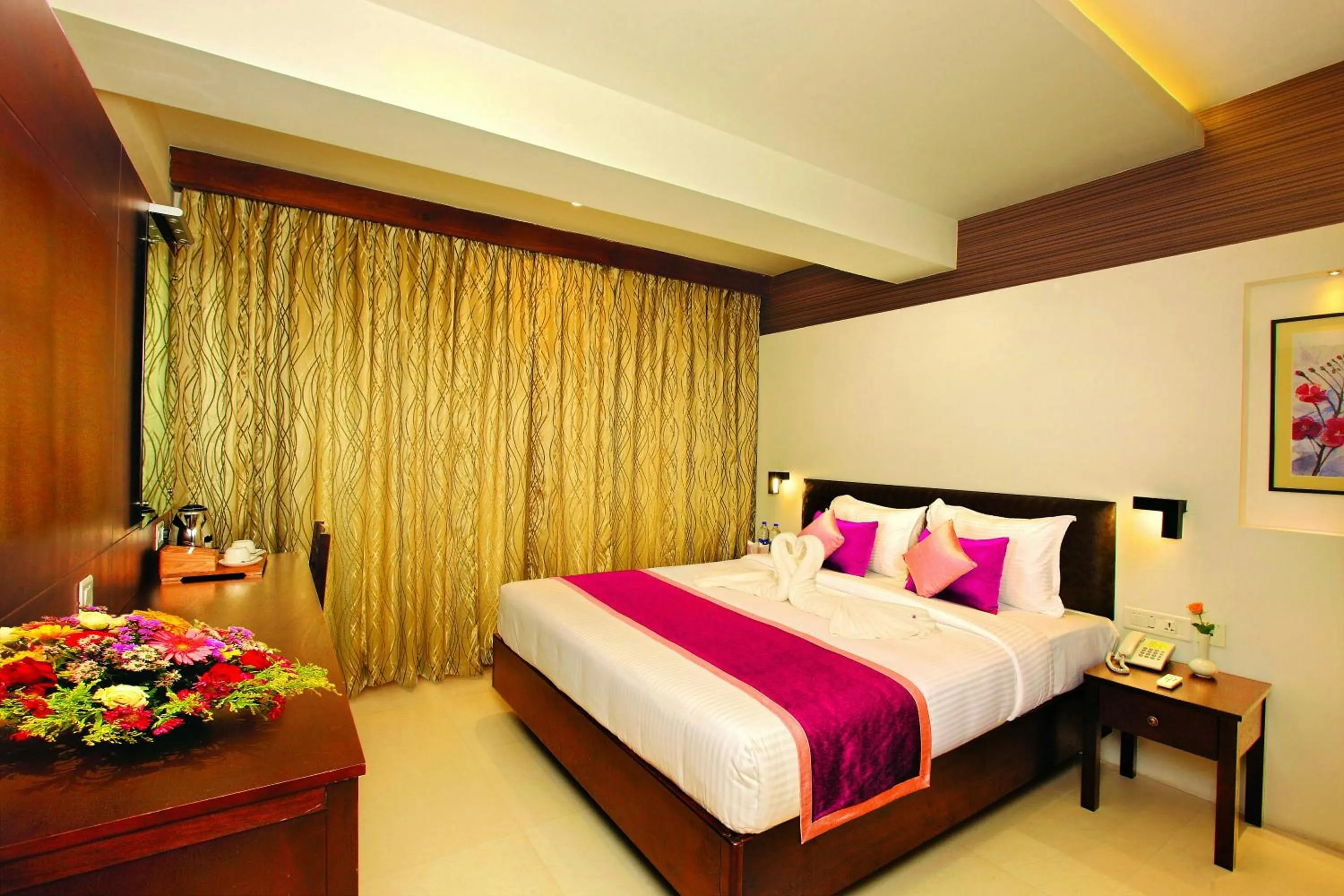 Bed in Holiday Vista Thekkady a premium hotel near periyar wild life sanctuary with sky view pool