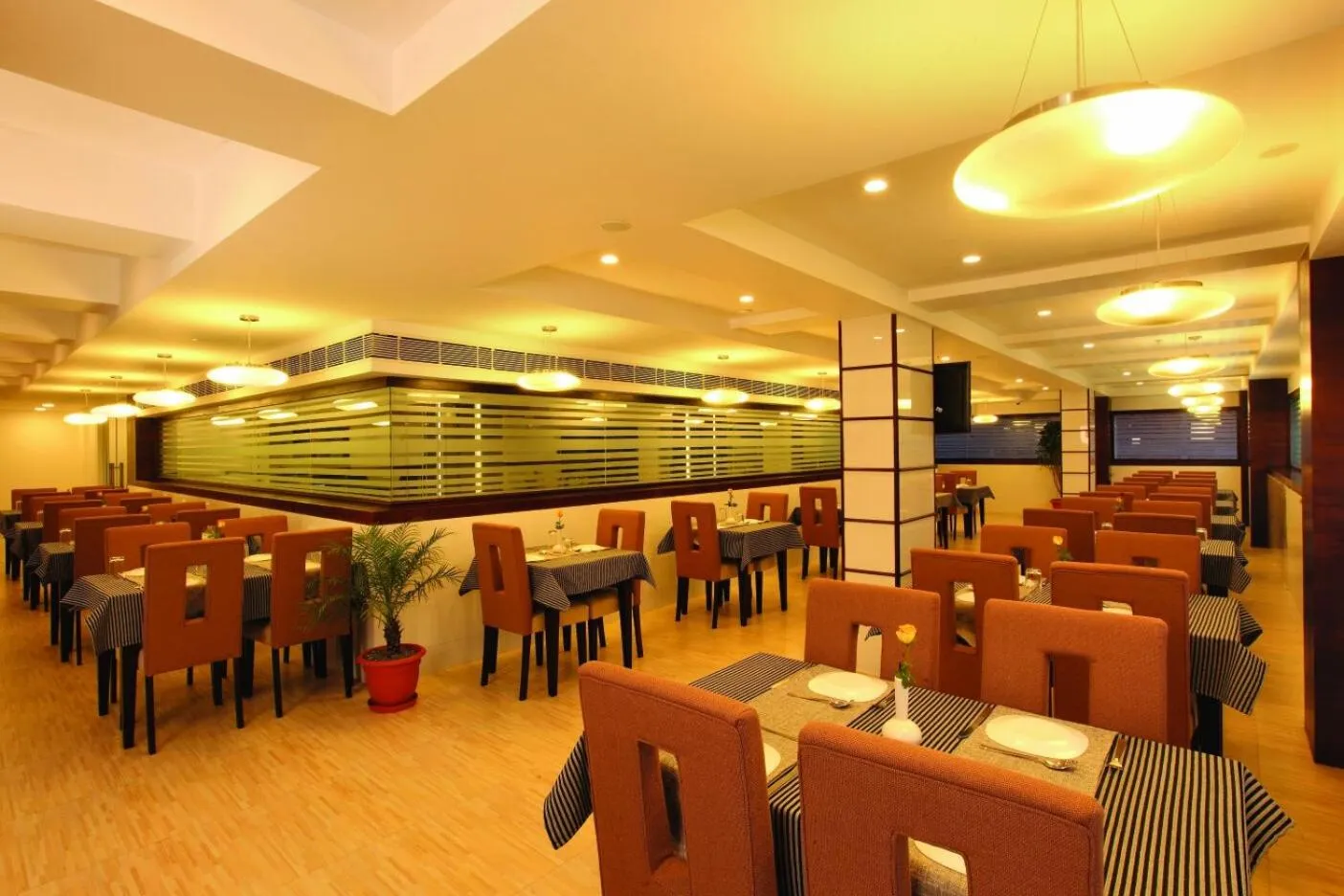 Restaurant/places to eat in Holiday Vista Thekkady a premium hotel near periyar wild life sanctuary with sky view pool