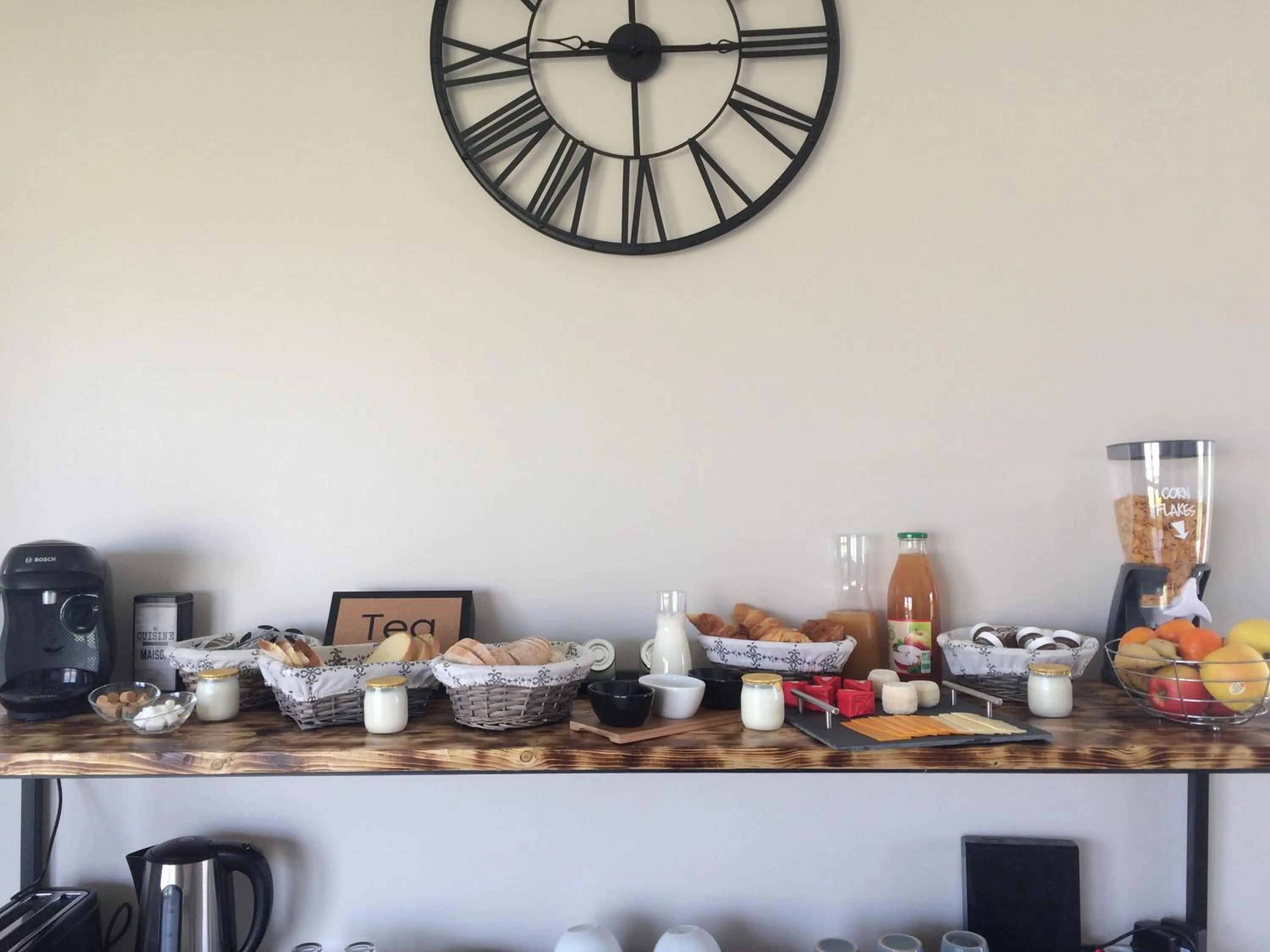 Buffet breakfast in Au pied de la dune