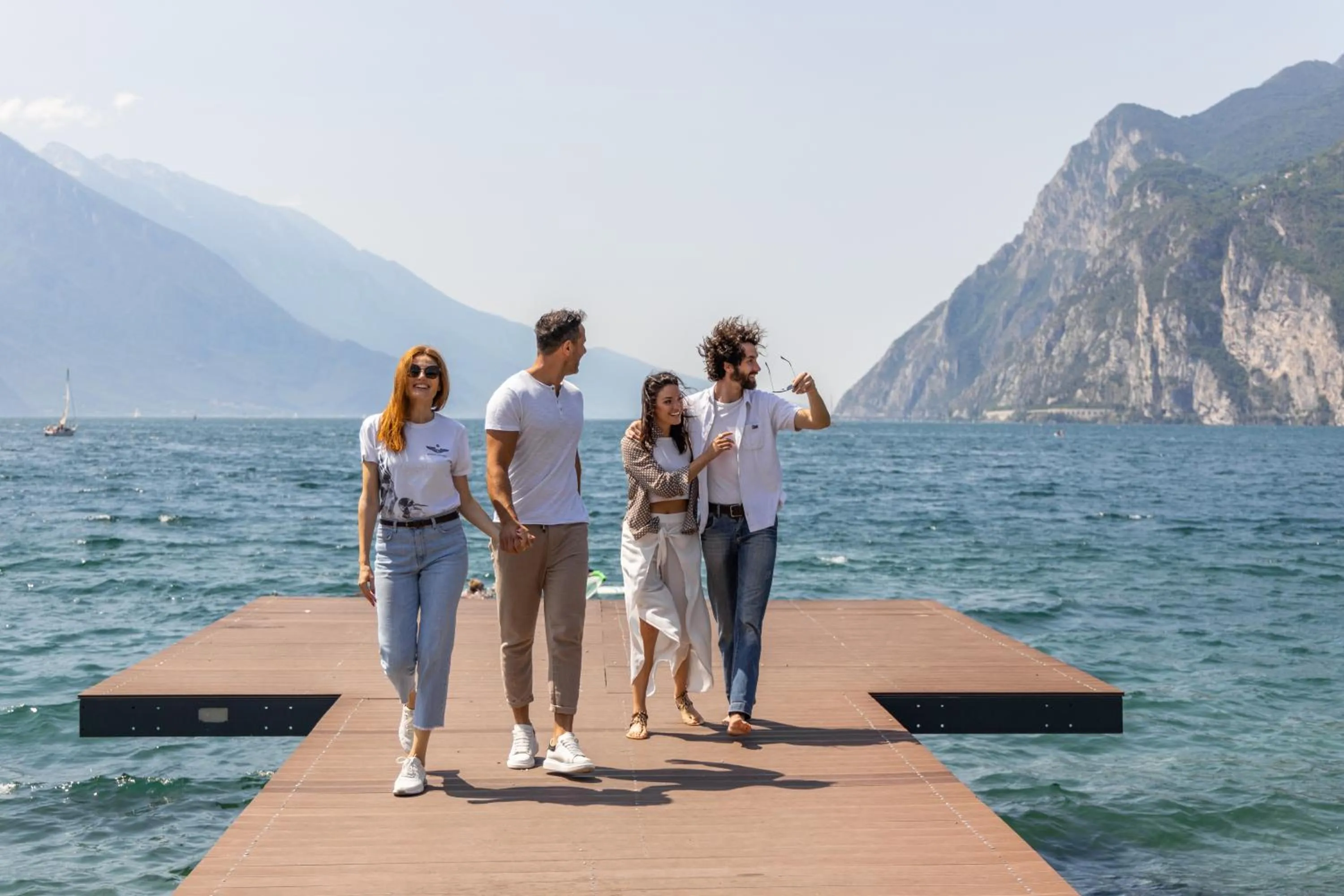 Beach in Garda Suite Hotel - Tonelli Hotels