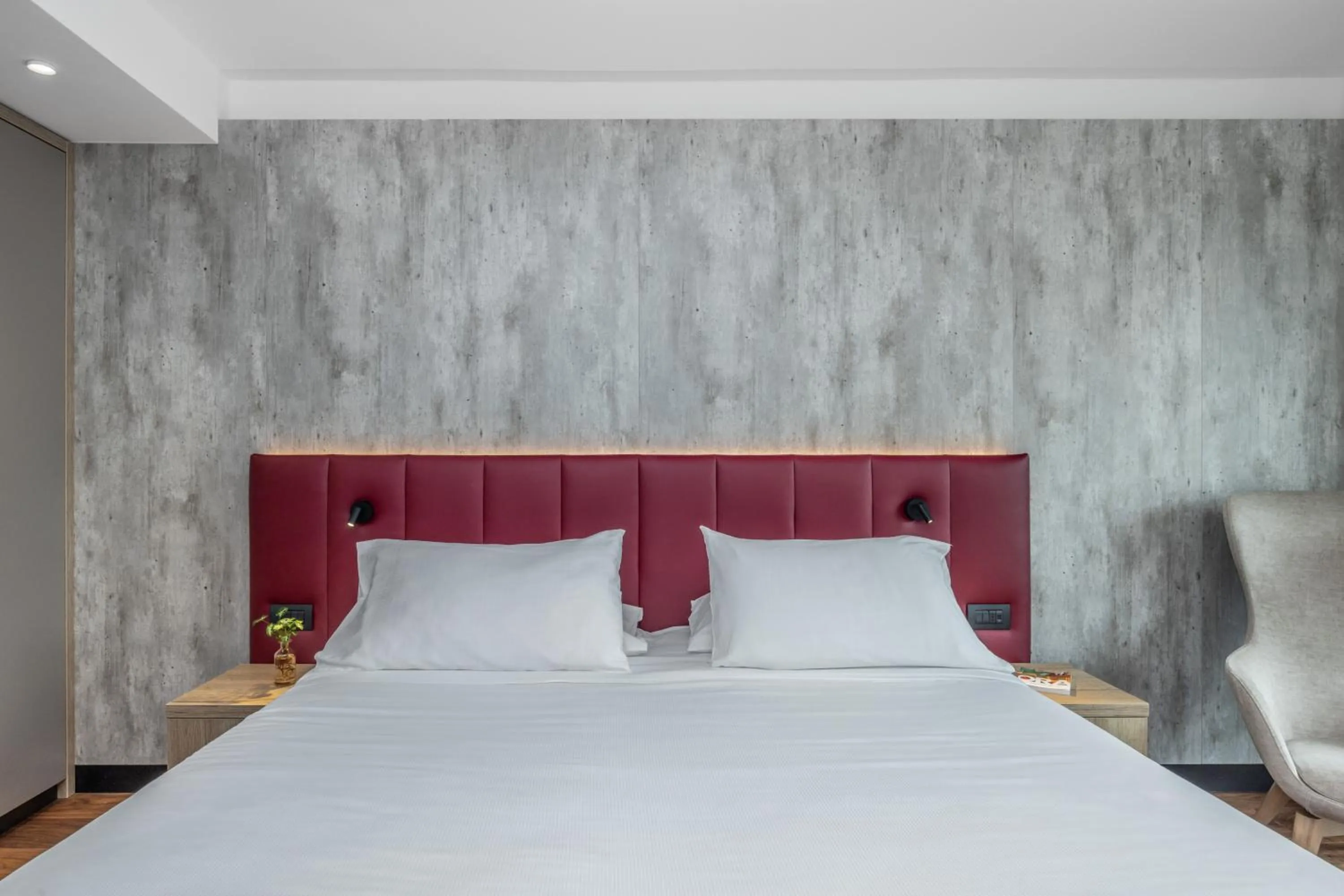 Bedroom, Bed in Garda Suite Hotel - Tonelli Hotels