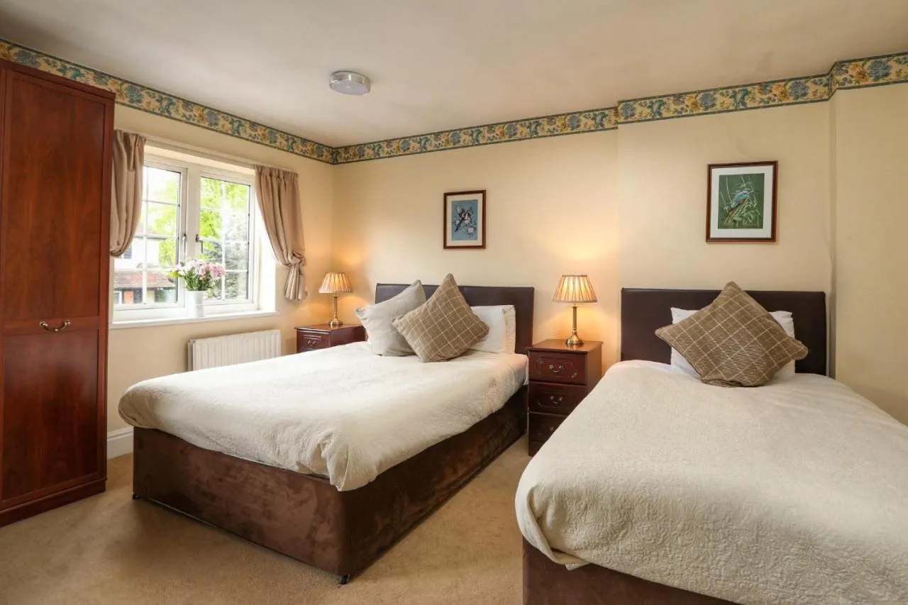 Bed in Westbourne Lodge Birmingham