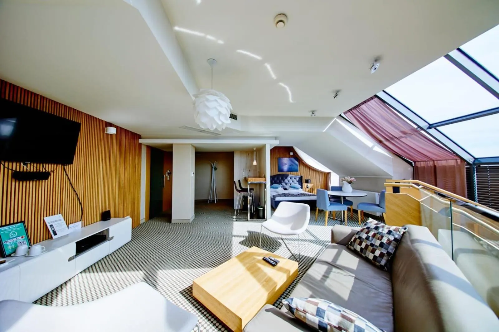 TV and multimedia in Hotel Great Polonia Velvet Suwałki