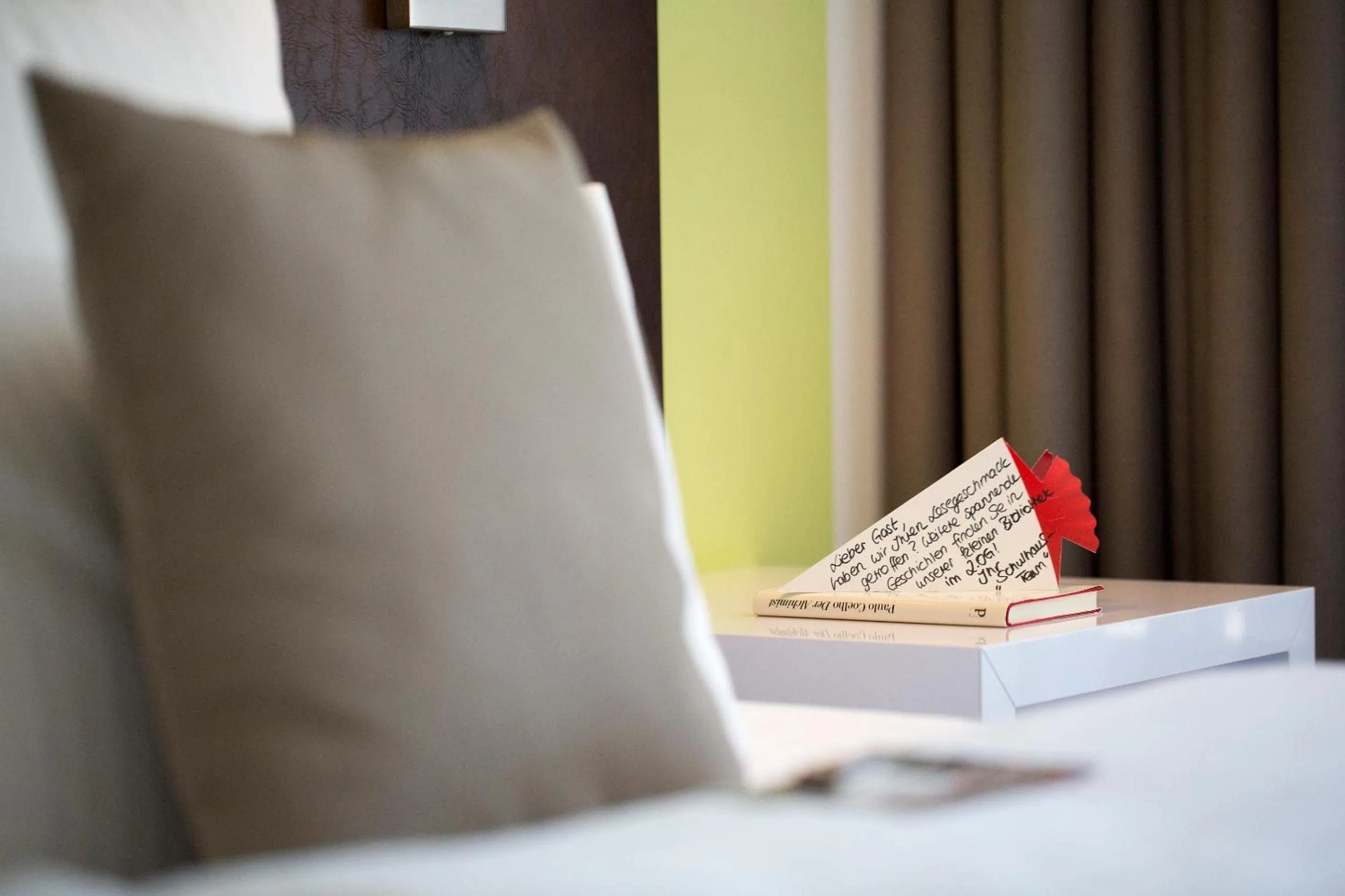 Decorative detail, Bed in Hotel Im Schulhaus