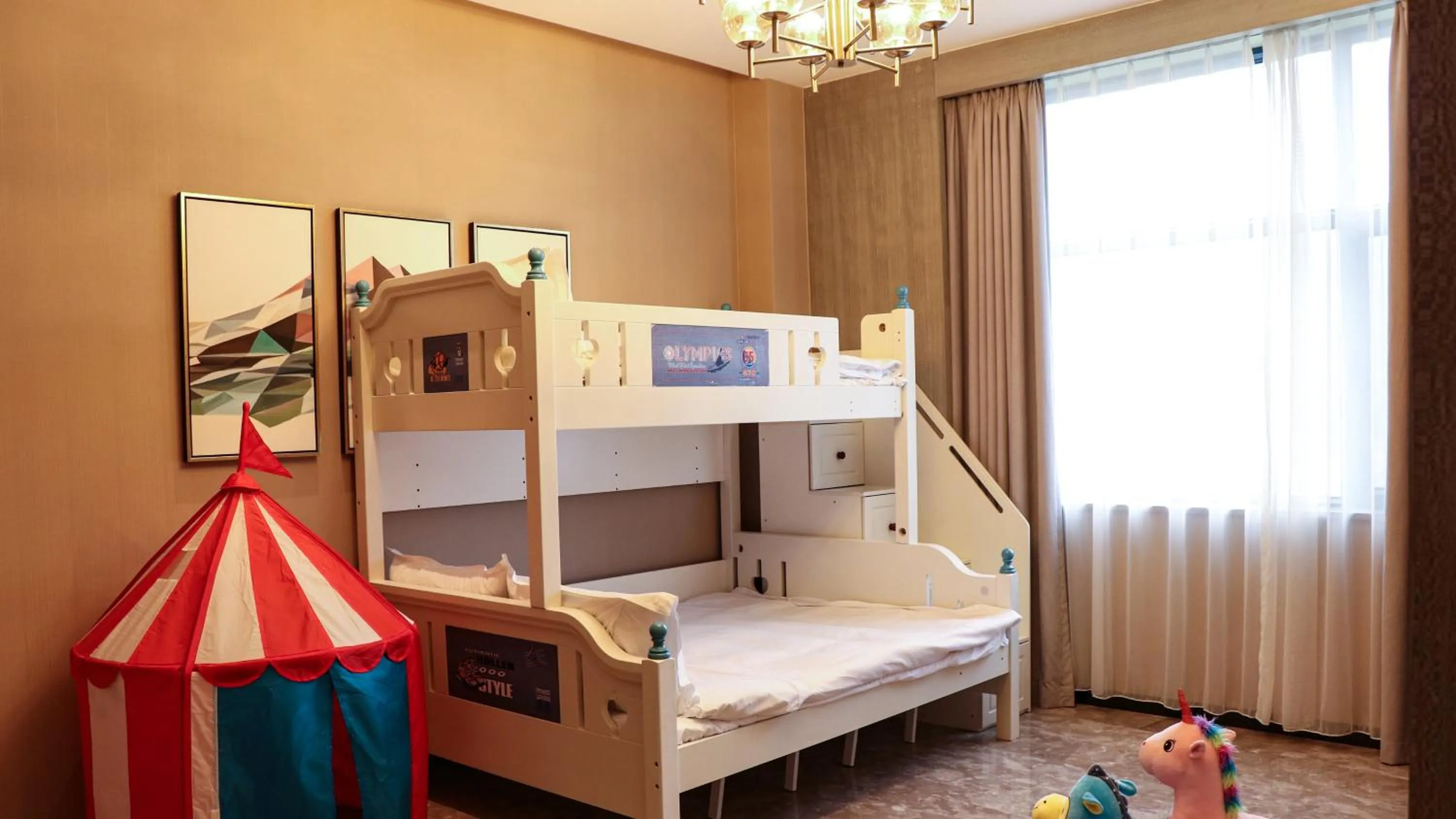 Bedroom, Bed in Holiday Inn Xining Hot-Spring by IHG